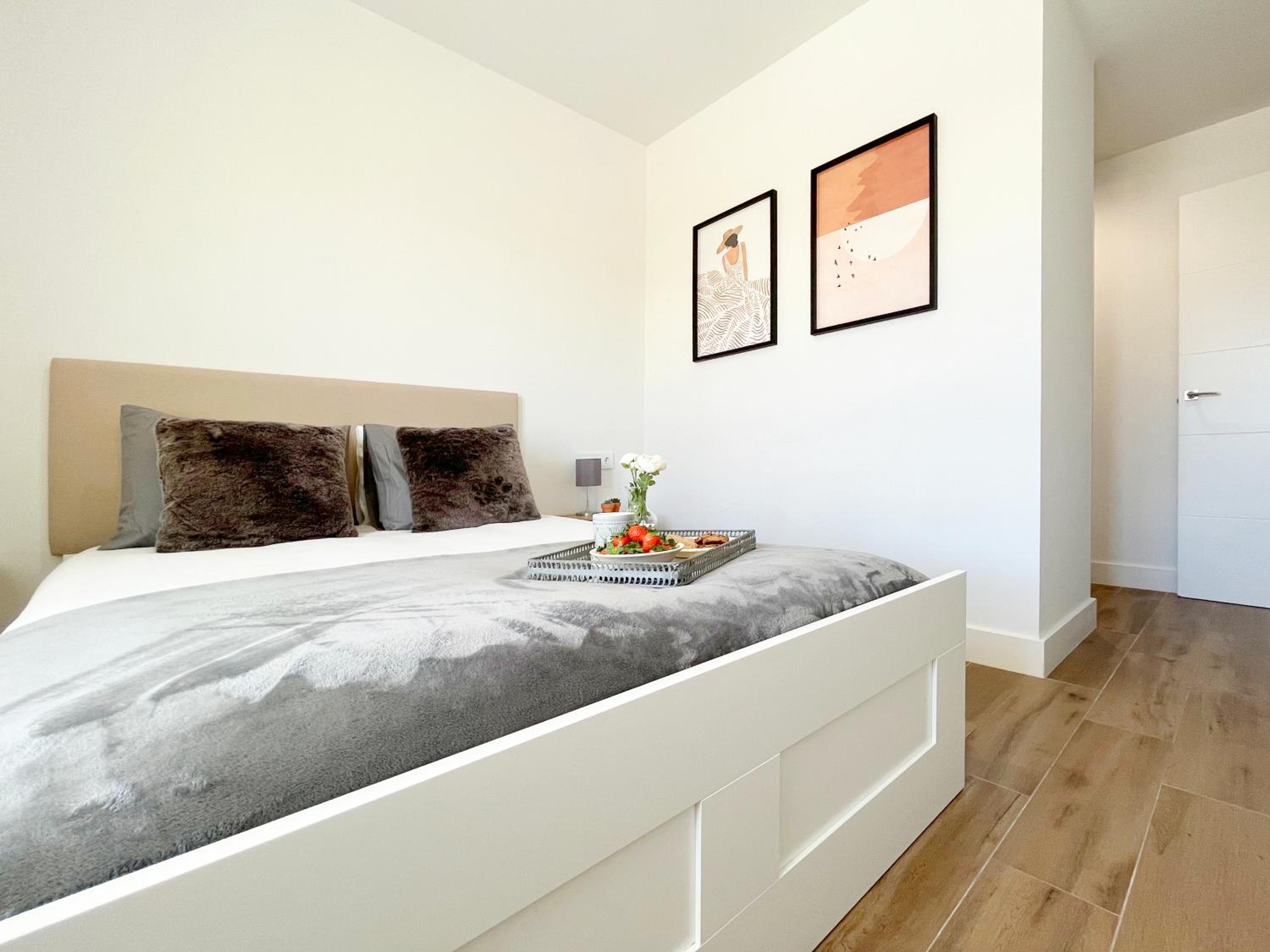 Apartamento con vista a la piscina
