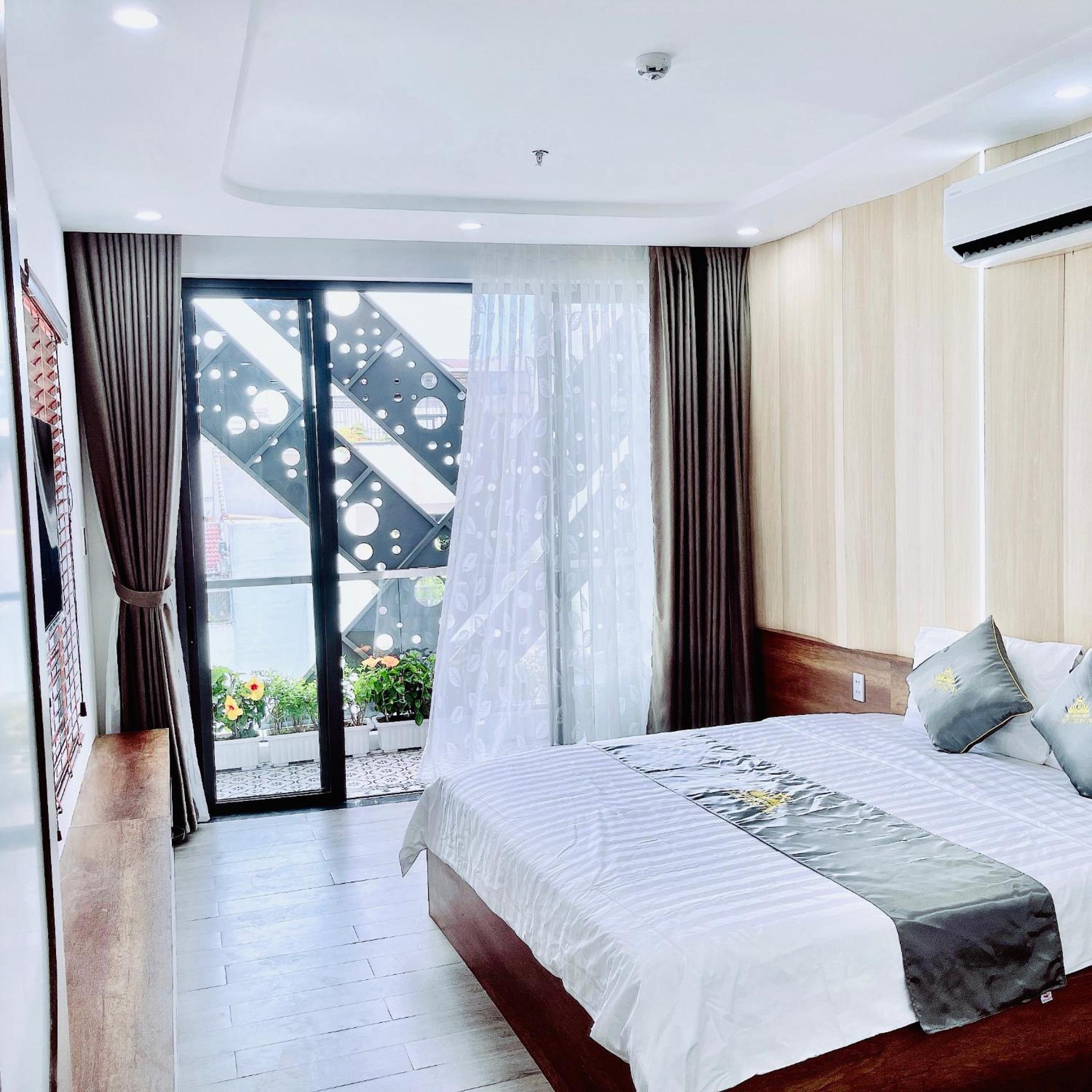 Quadruple Room with Balcony
