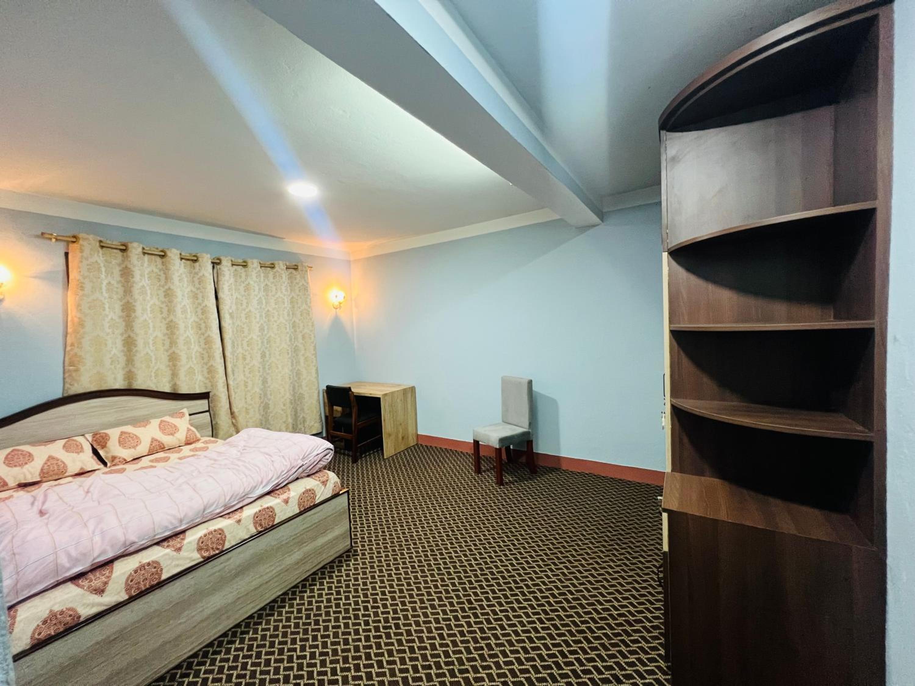 Single Room photo 3