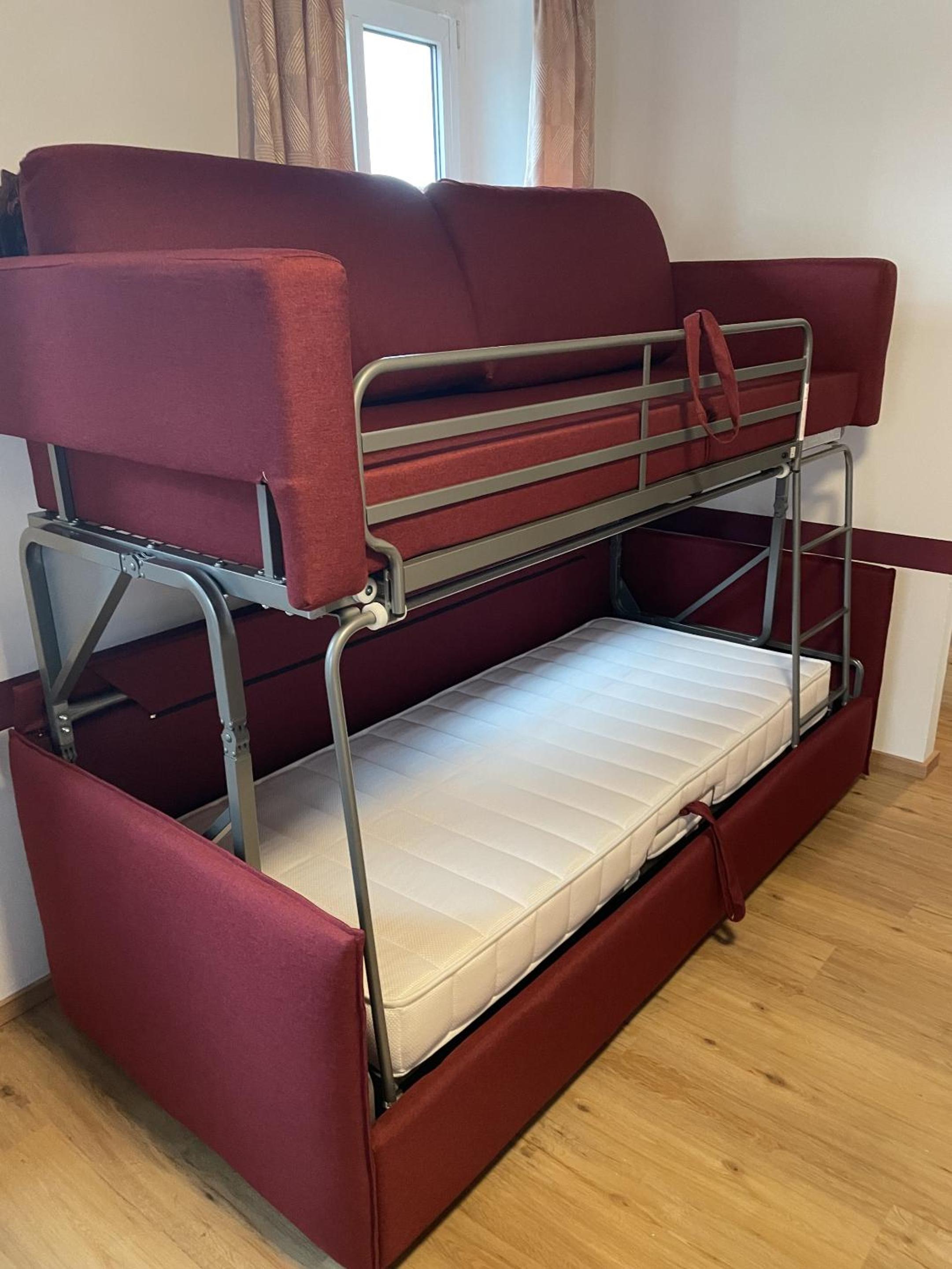 Standard Triple Room - Photo 4