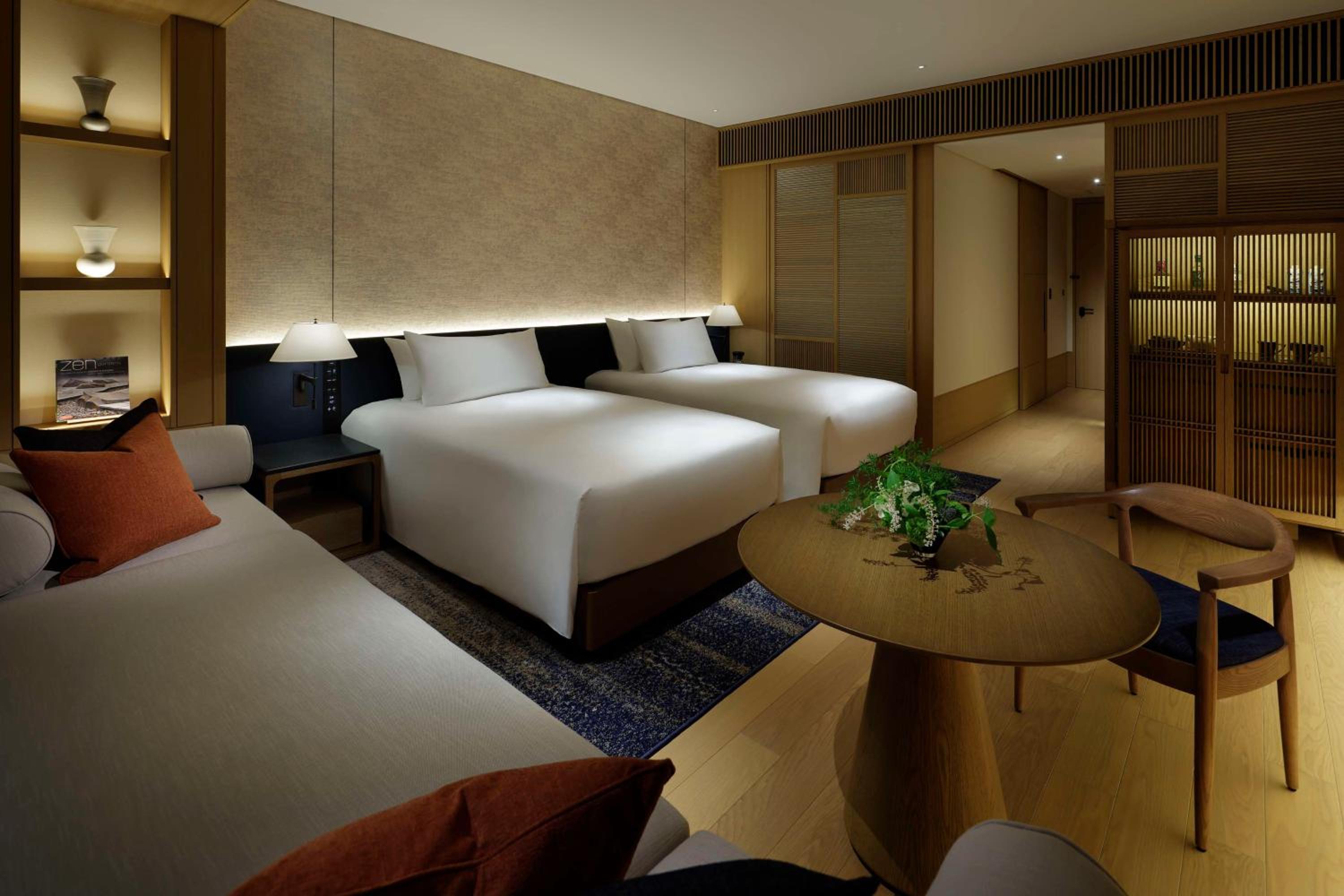 Deluxe Twin Room - Photo 2