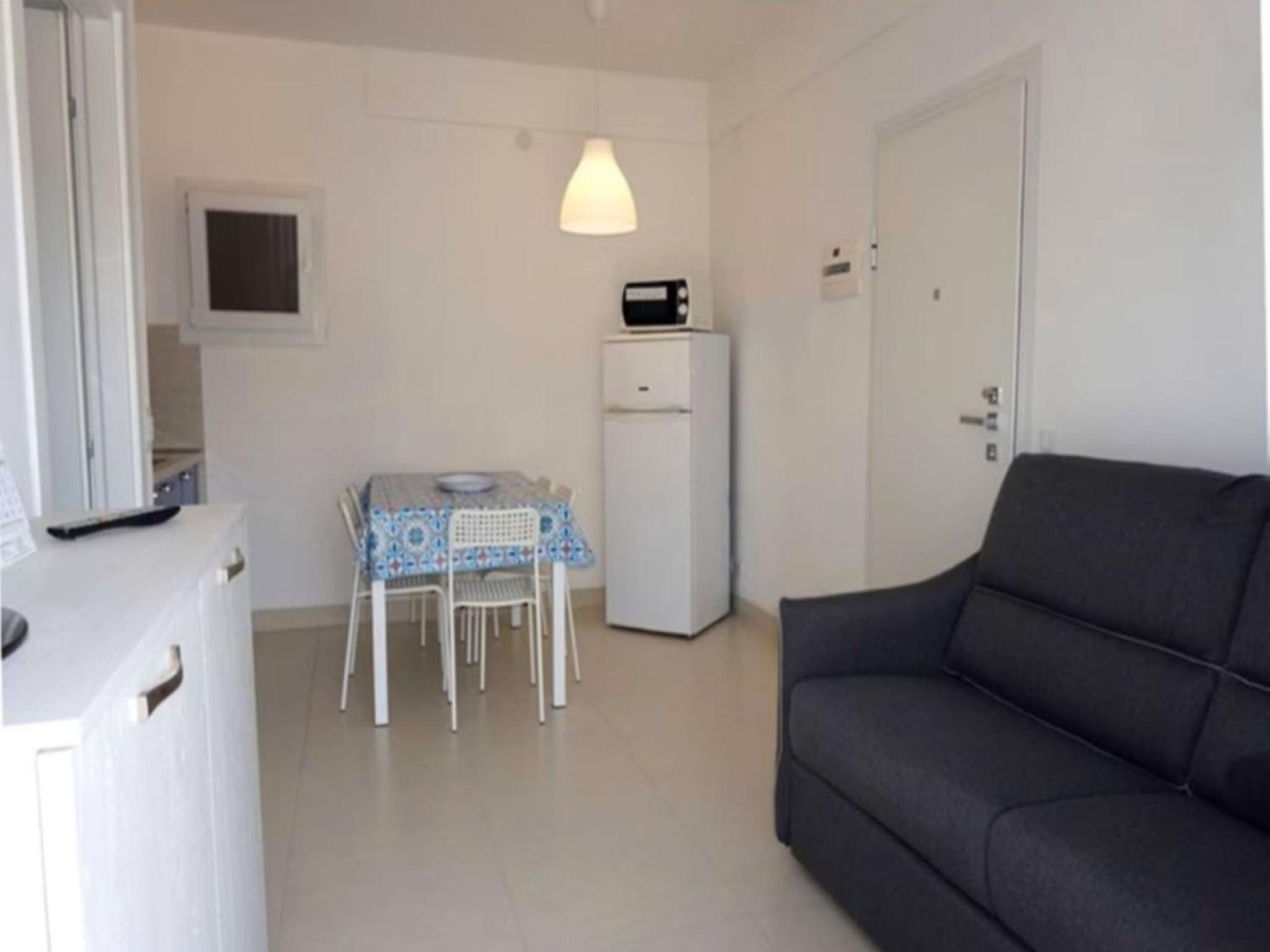 Apartment photo 2
