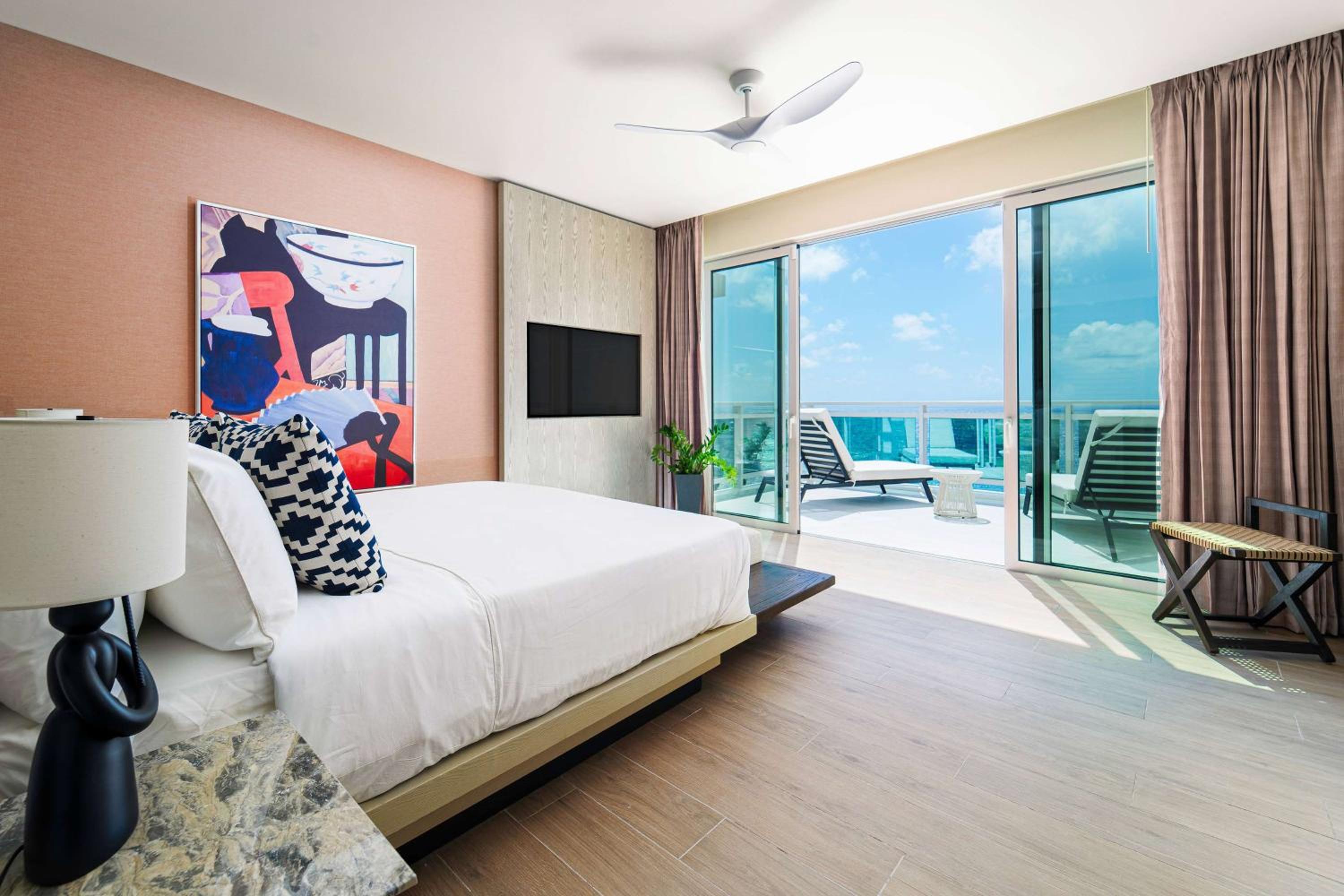 Terra One-Bedroom Suite with Two Balconies thumbnail 5