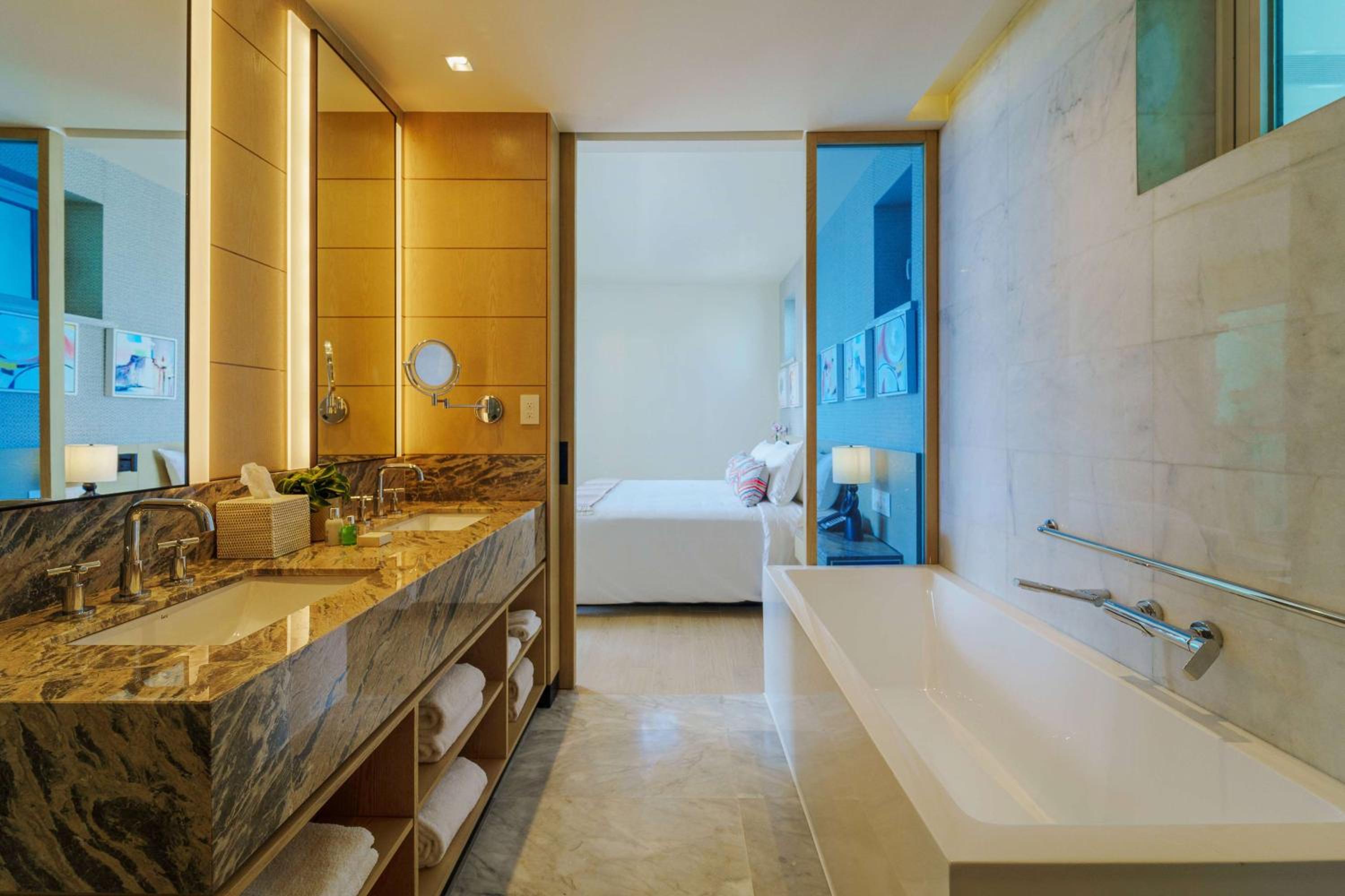 Zephyr One-Bedroom Suite with Two Balconies thumbnail 6