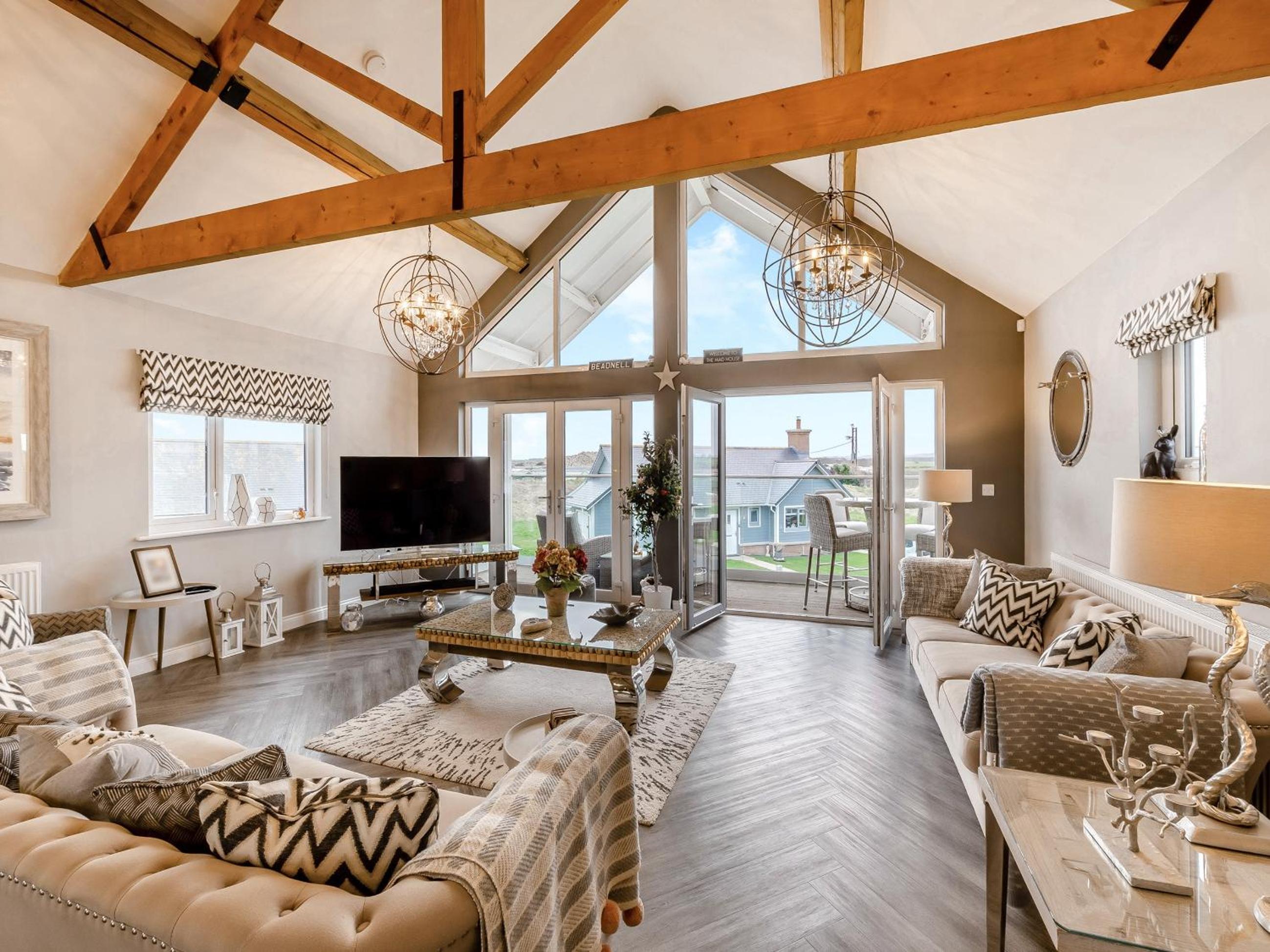 Three-Bedroom Vacation Home 