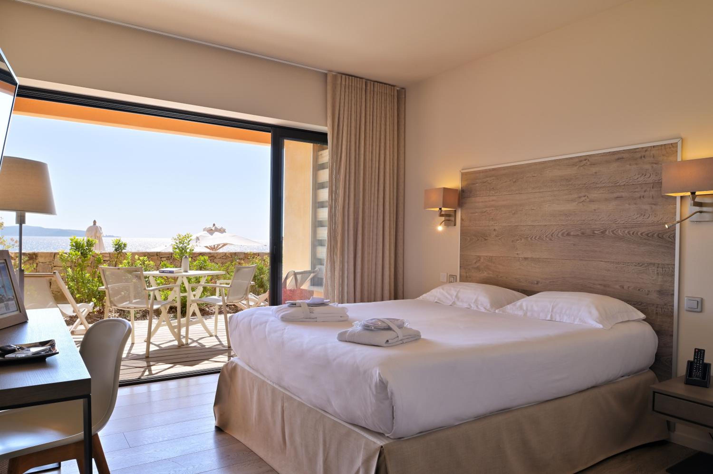 Traditional Double Room with Sea View photo 1