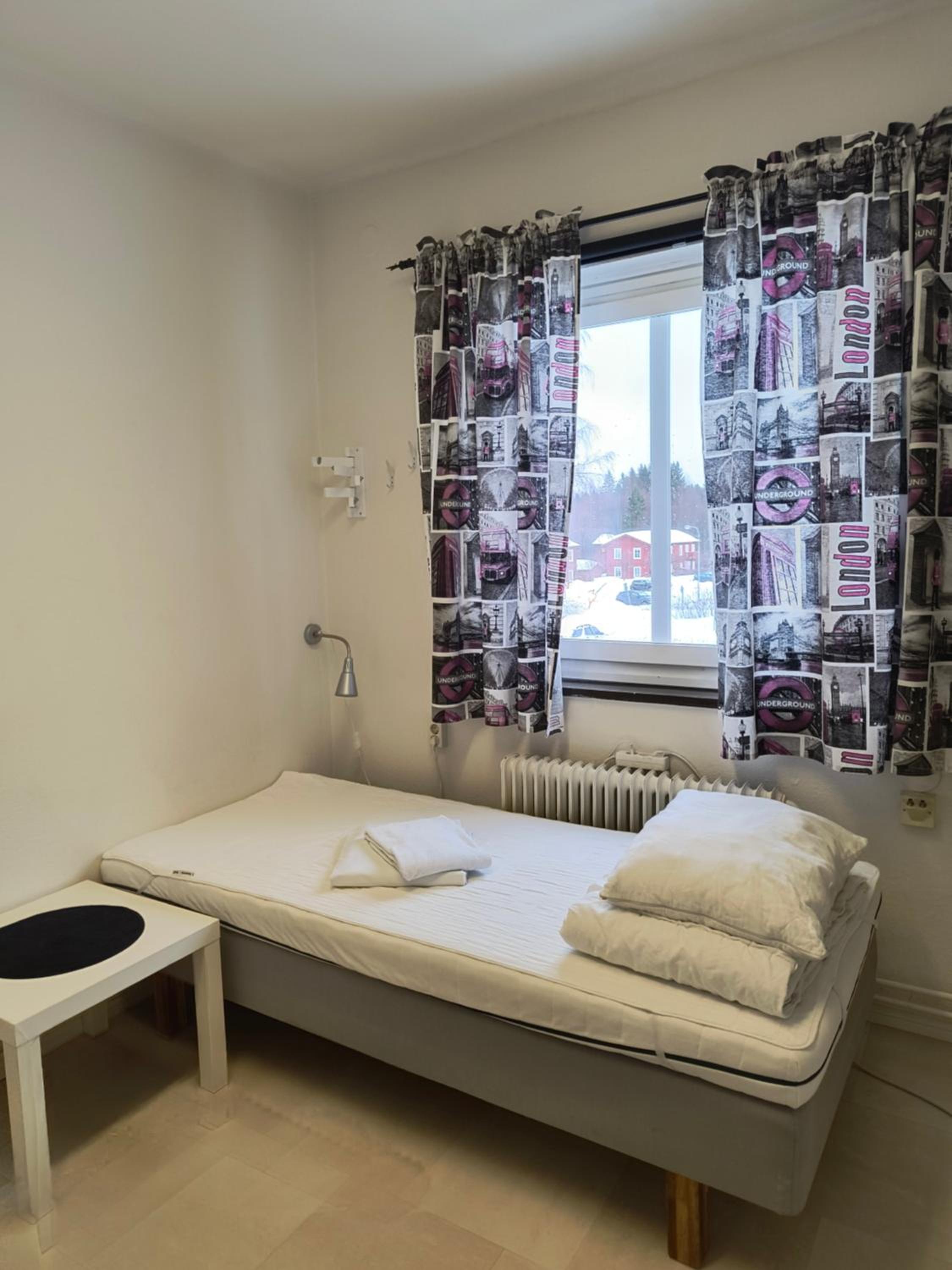 Single Bed in 6-Bed Dormitory Room photo 3