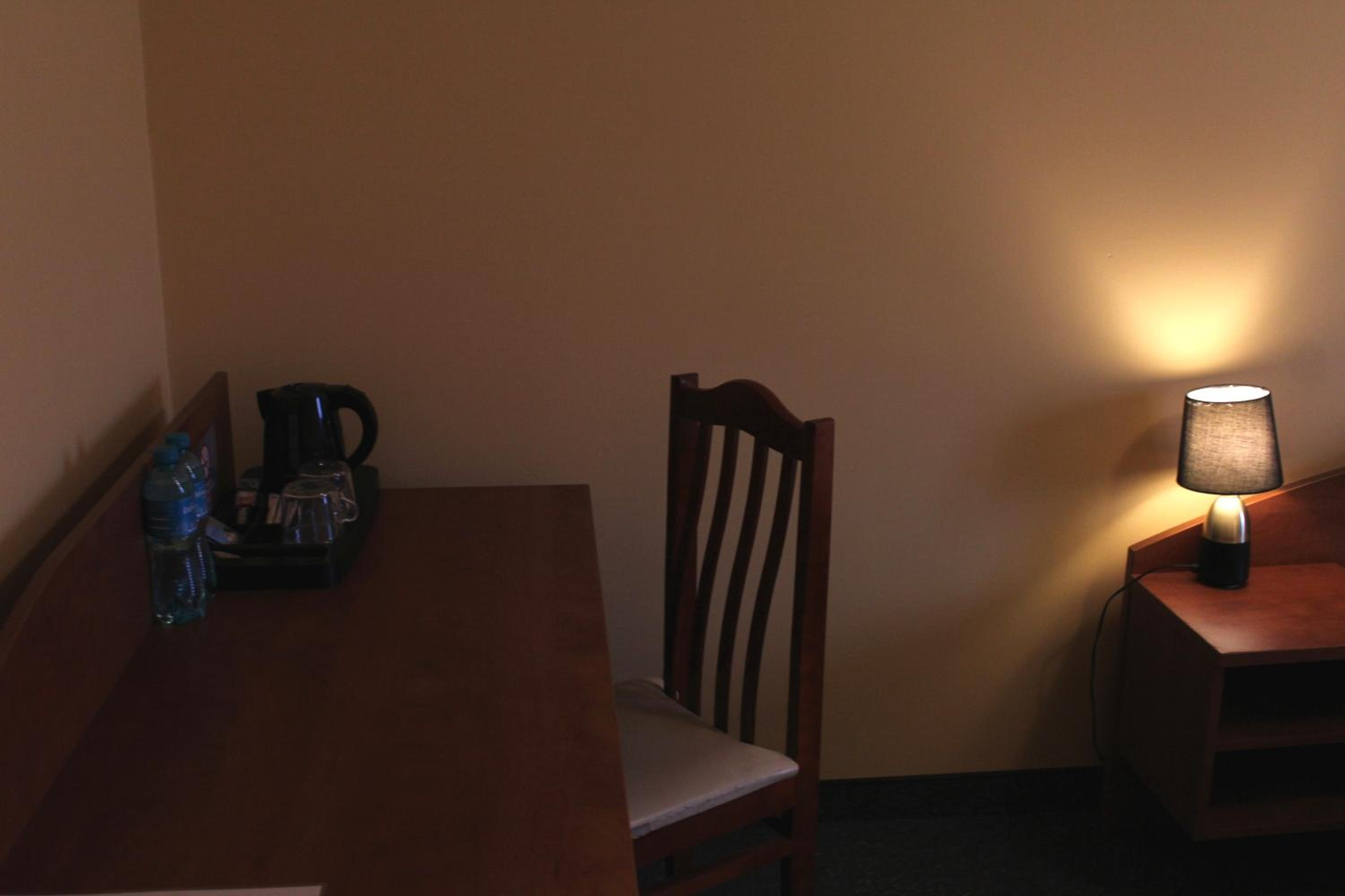 Double or Twin Room - Photo 10
