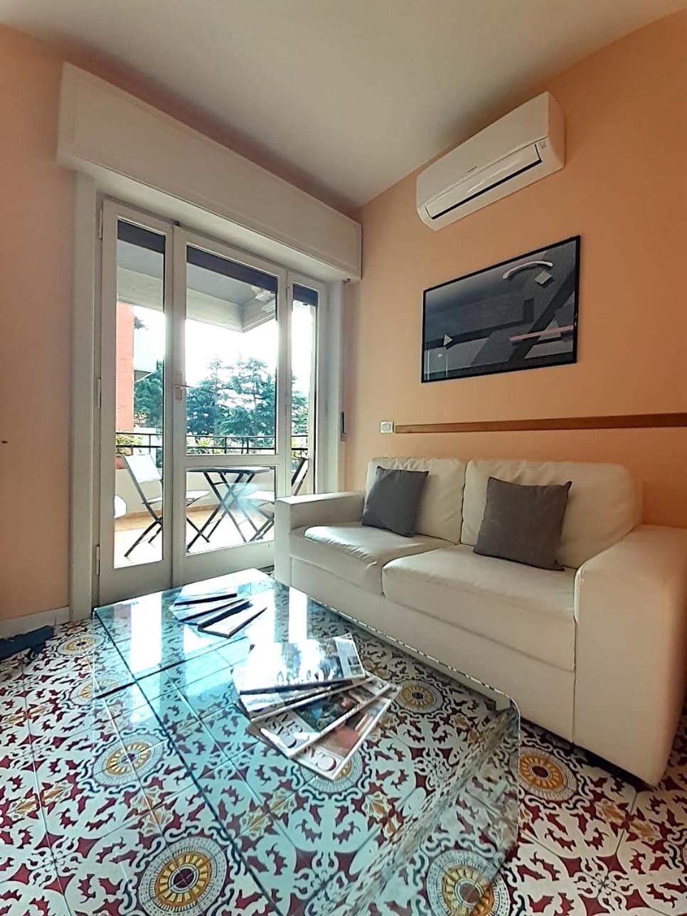 Three-Bedroom House photo 3