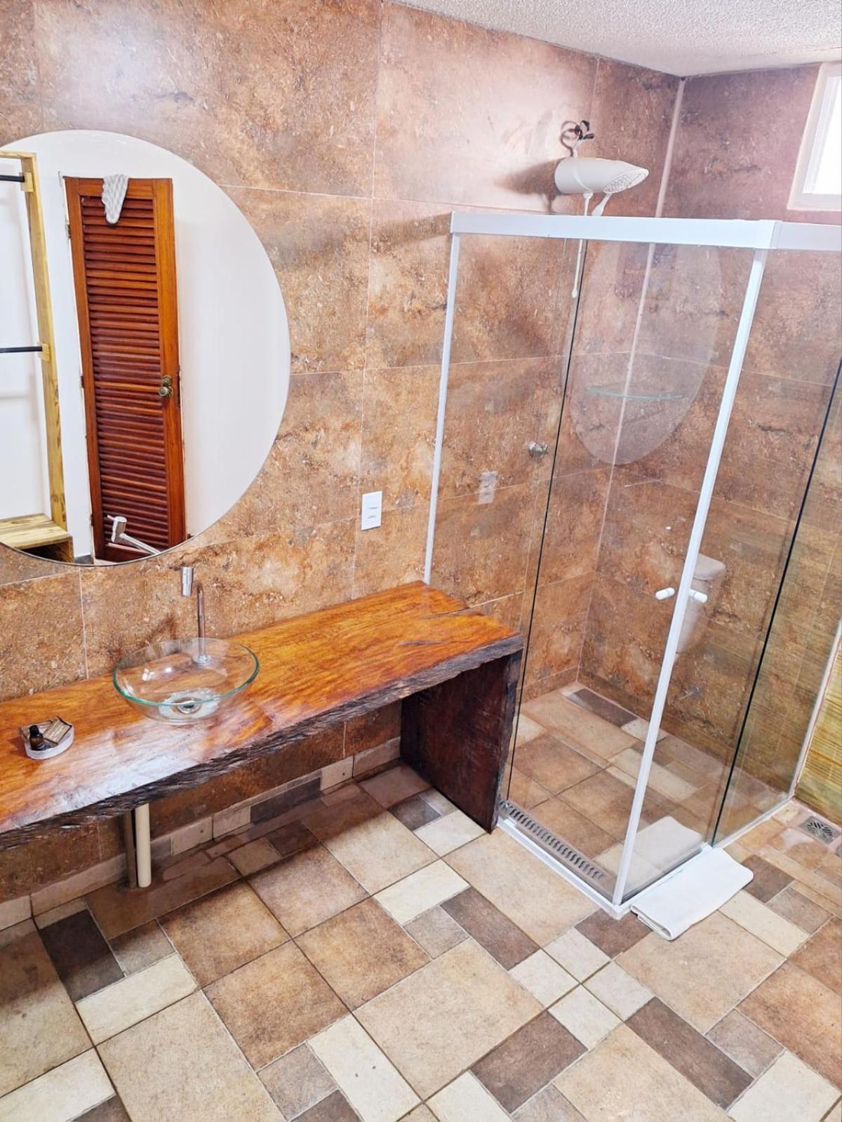 Queen Suite photo 2