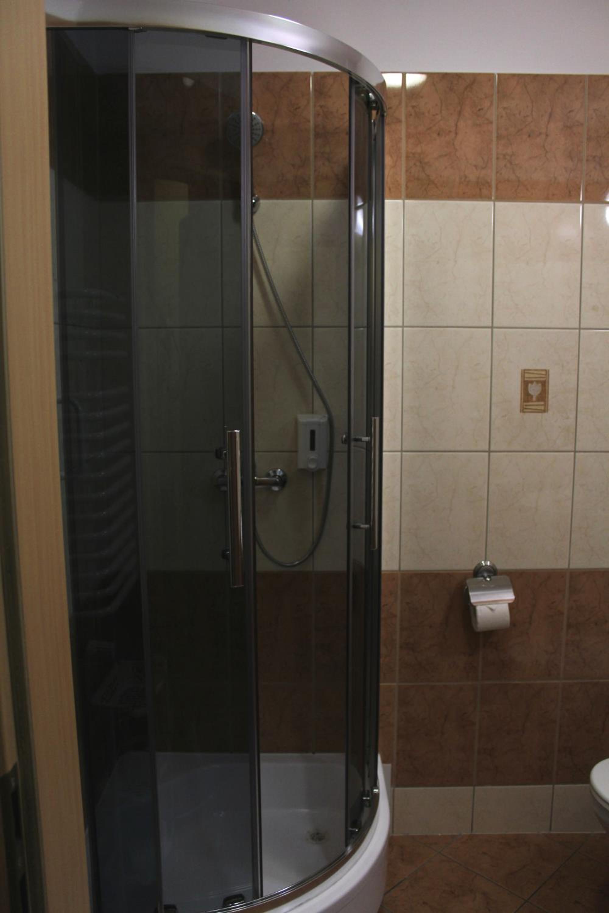 Double or Twin Room - Photo 3
