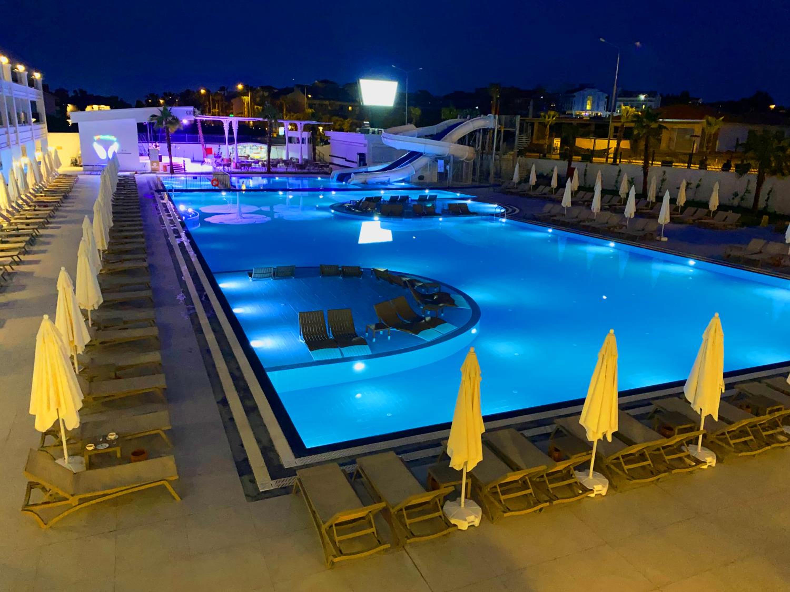 Double Room with Pool View