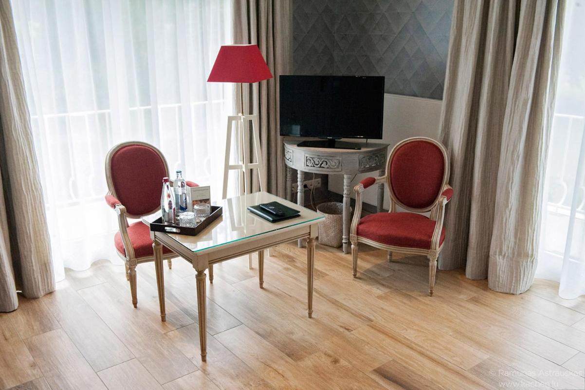 Deluxe Double Room - Photo 4