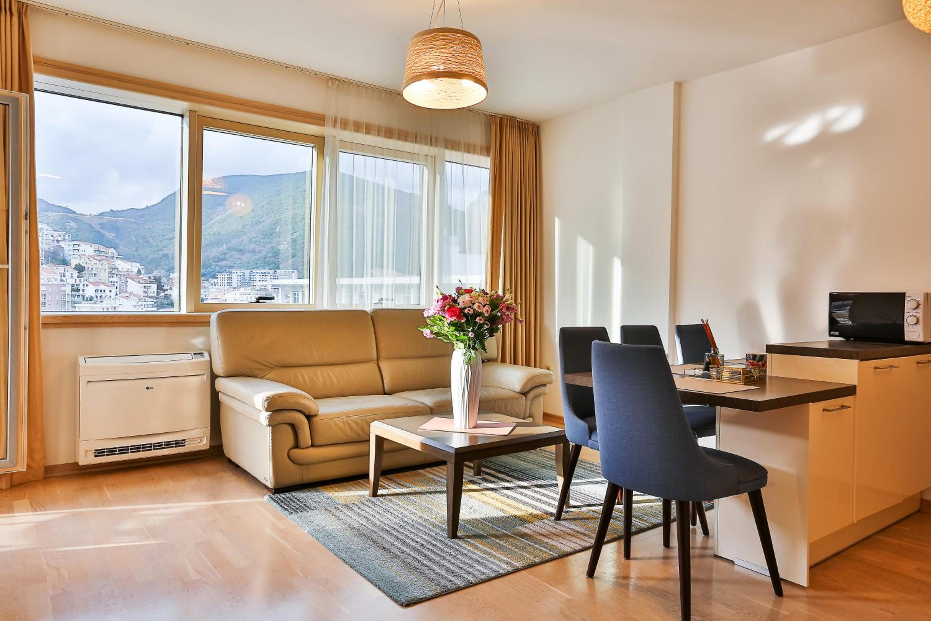 Apartment with Terrace photo 1