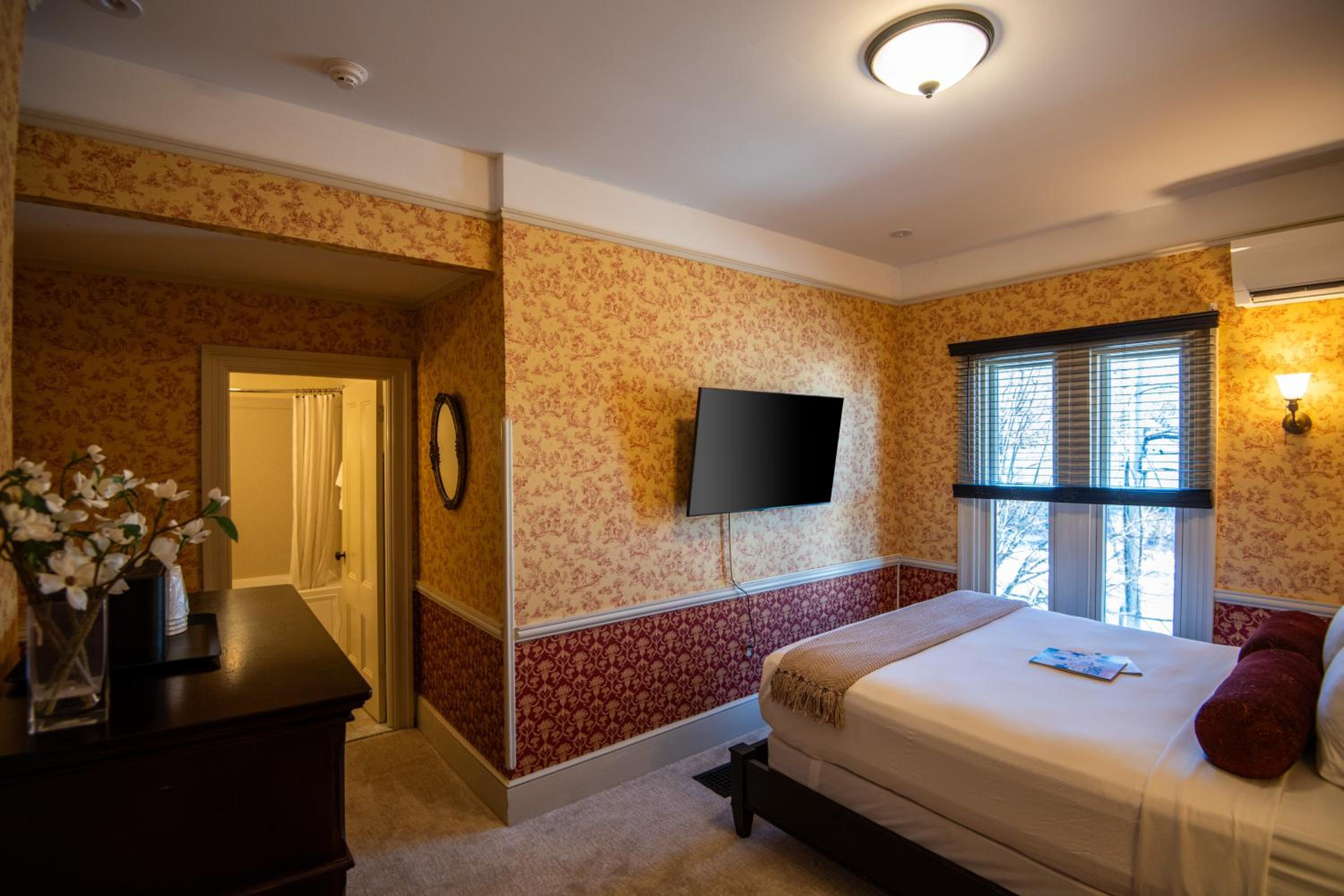 Room 3 photo 2