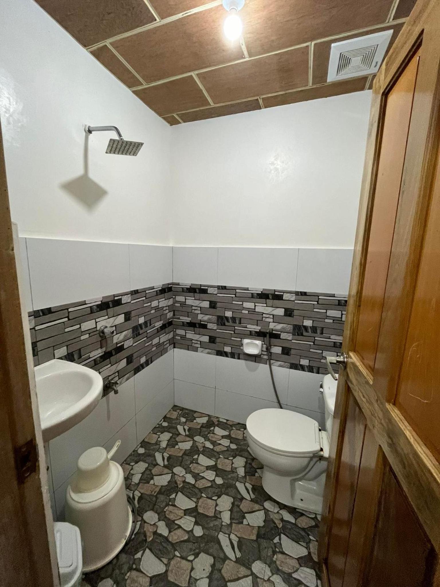 One-Bedroom House photo 2