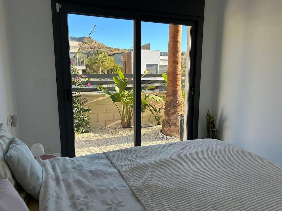 Villa de Tres Habitaciones