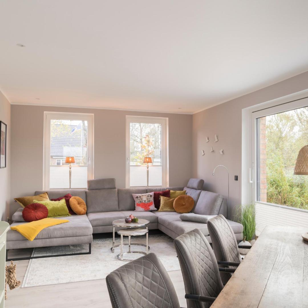 Three-Bedroom House photo 1