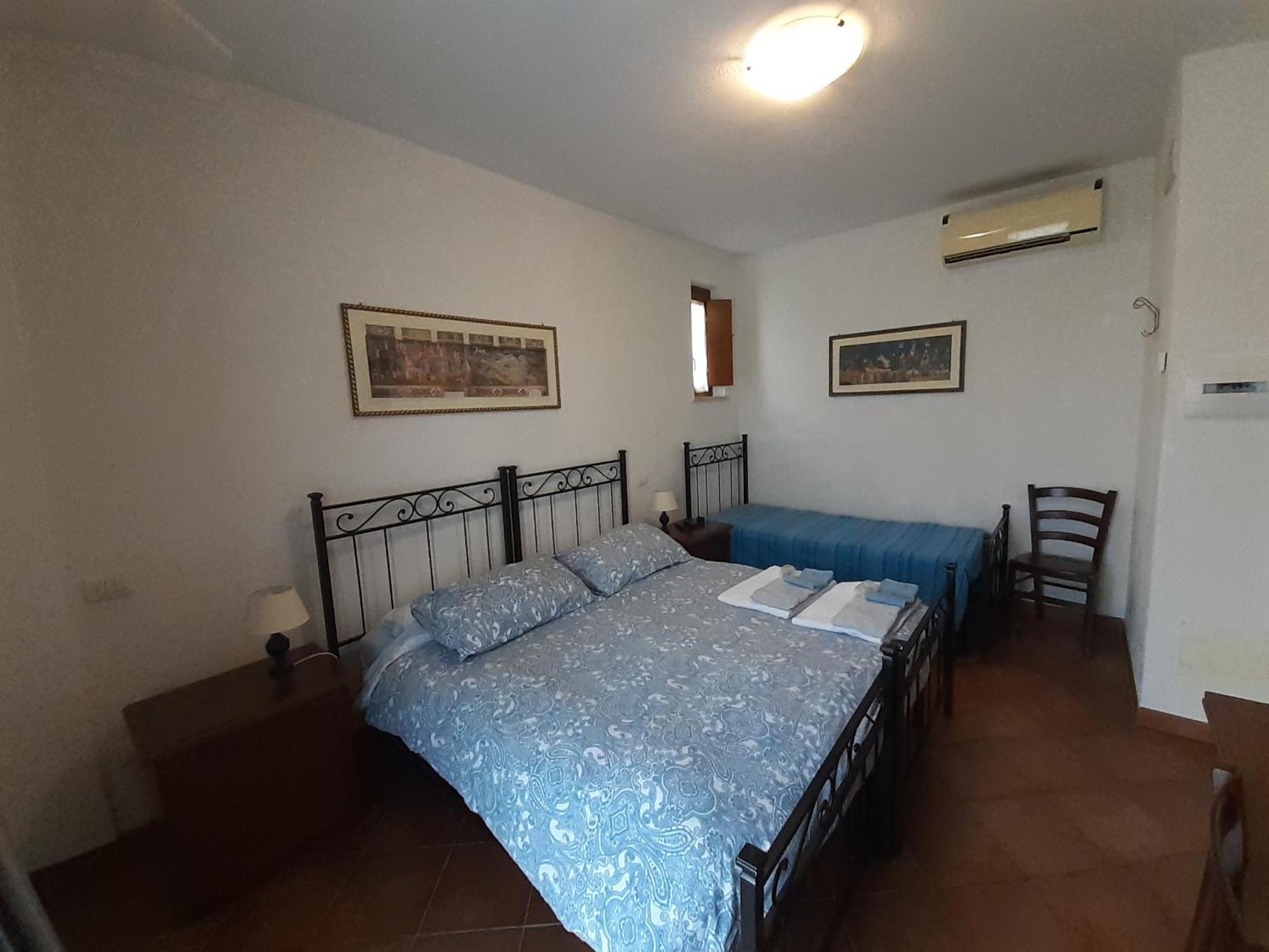 Double or Twin Room with Extra Bed - Photo 4