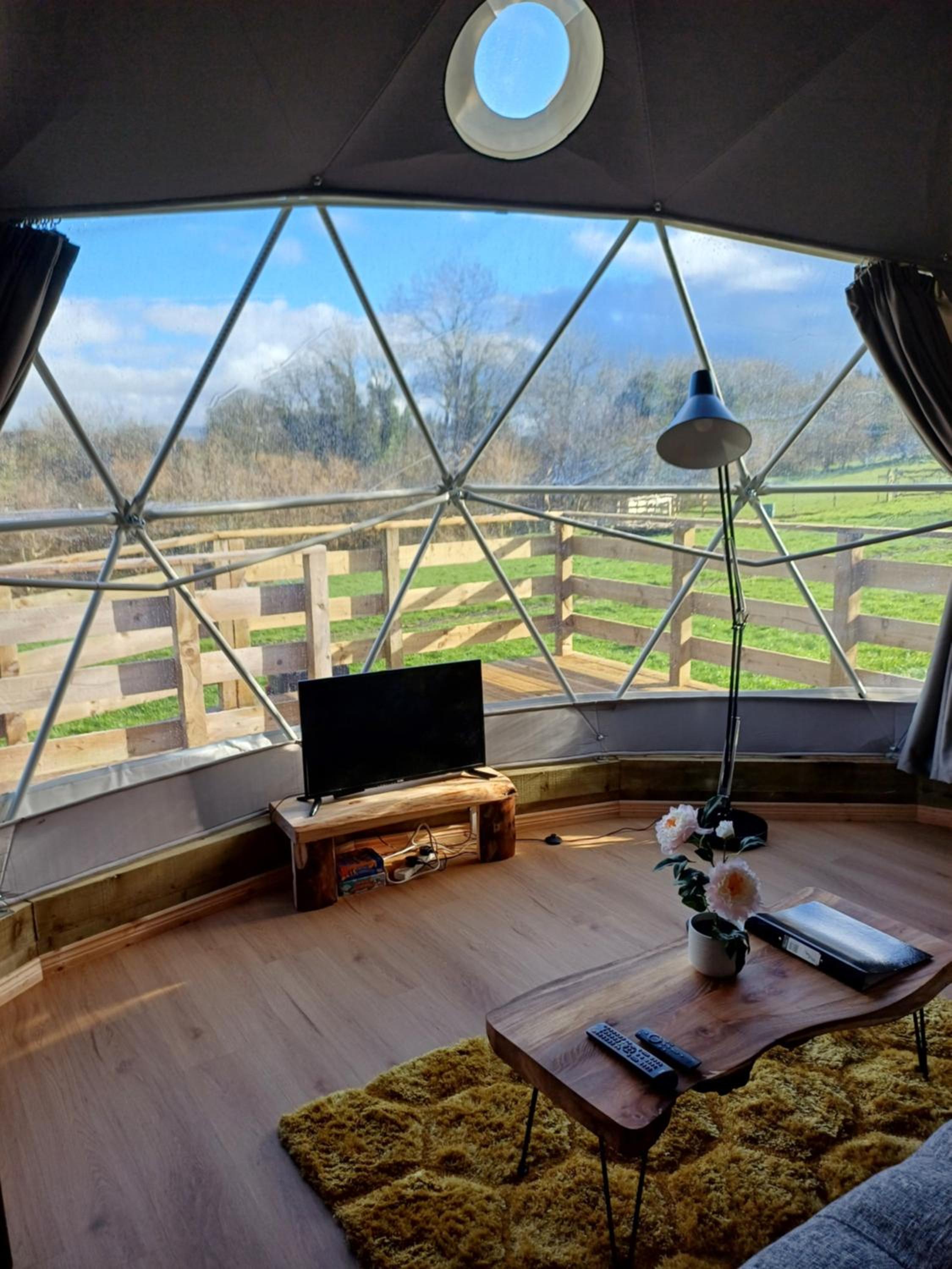 Tent - Photo 18
