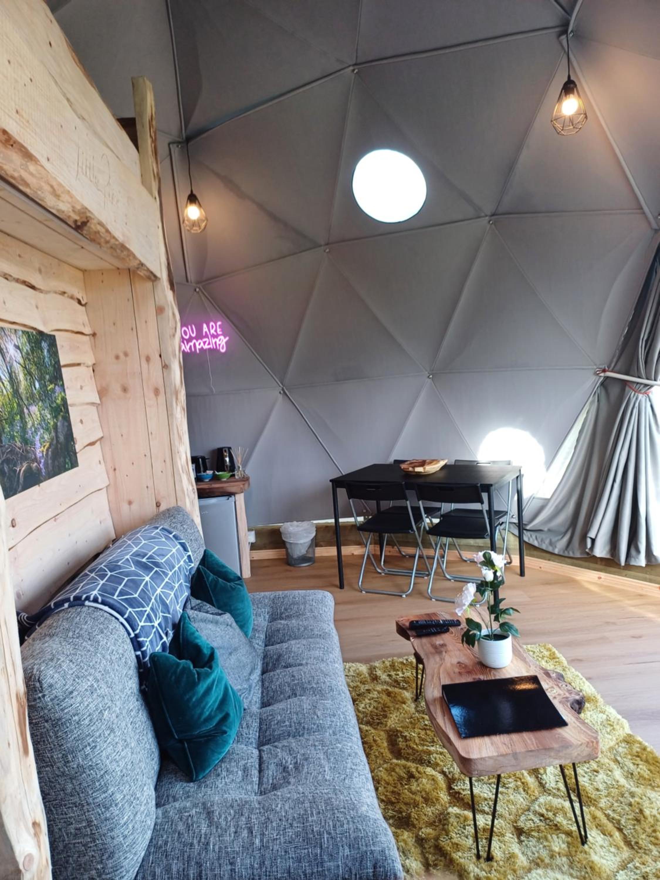 Tent - Photo 24