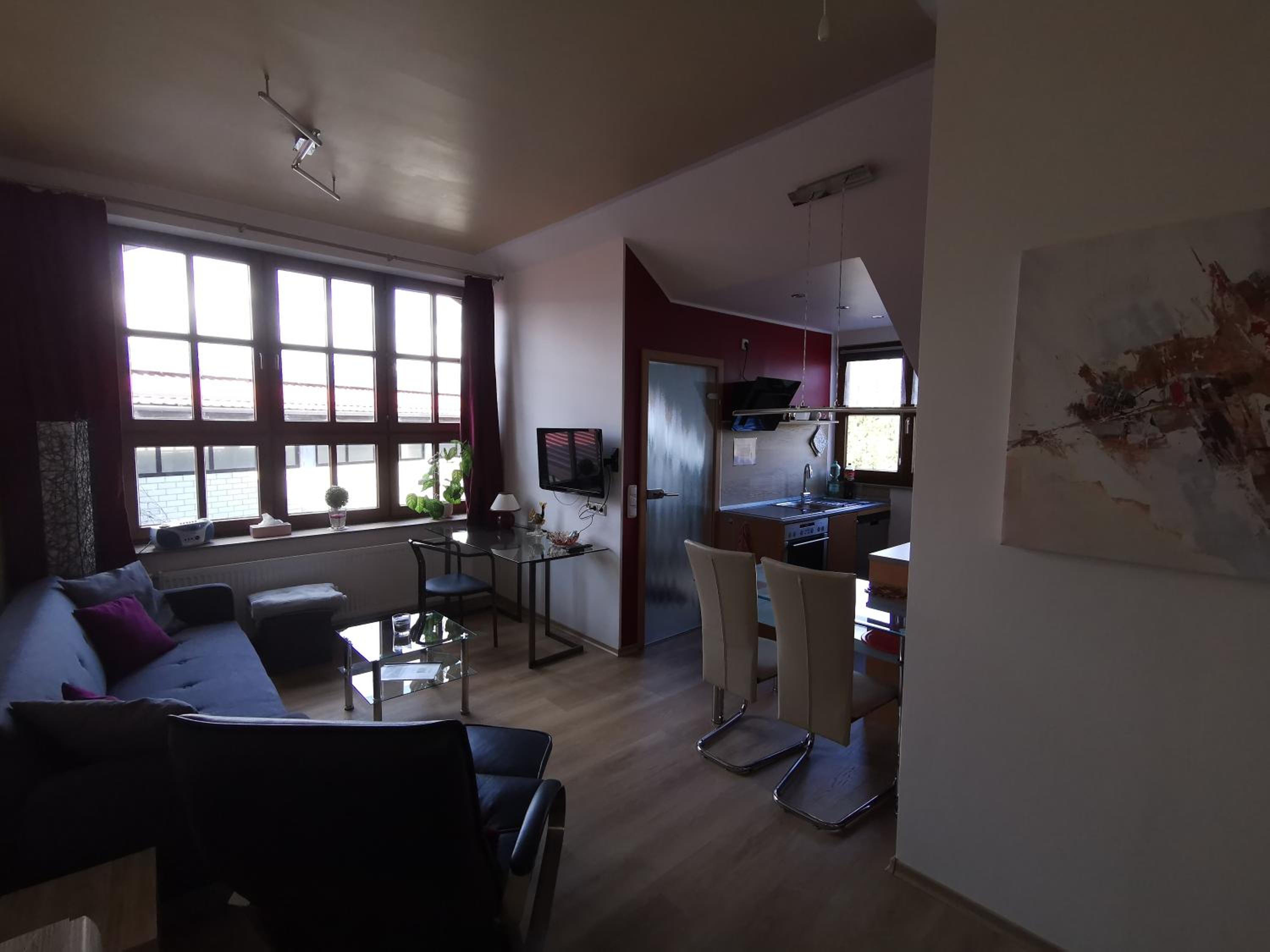 One-Bedroom Apartment photo 1