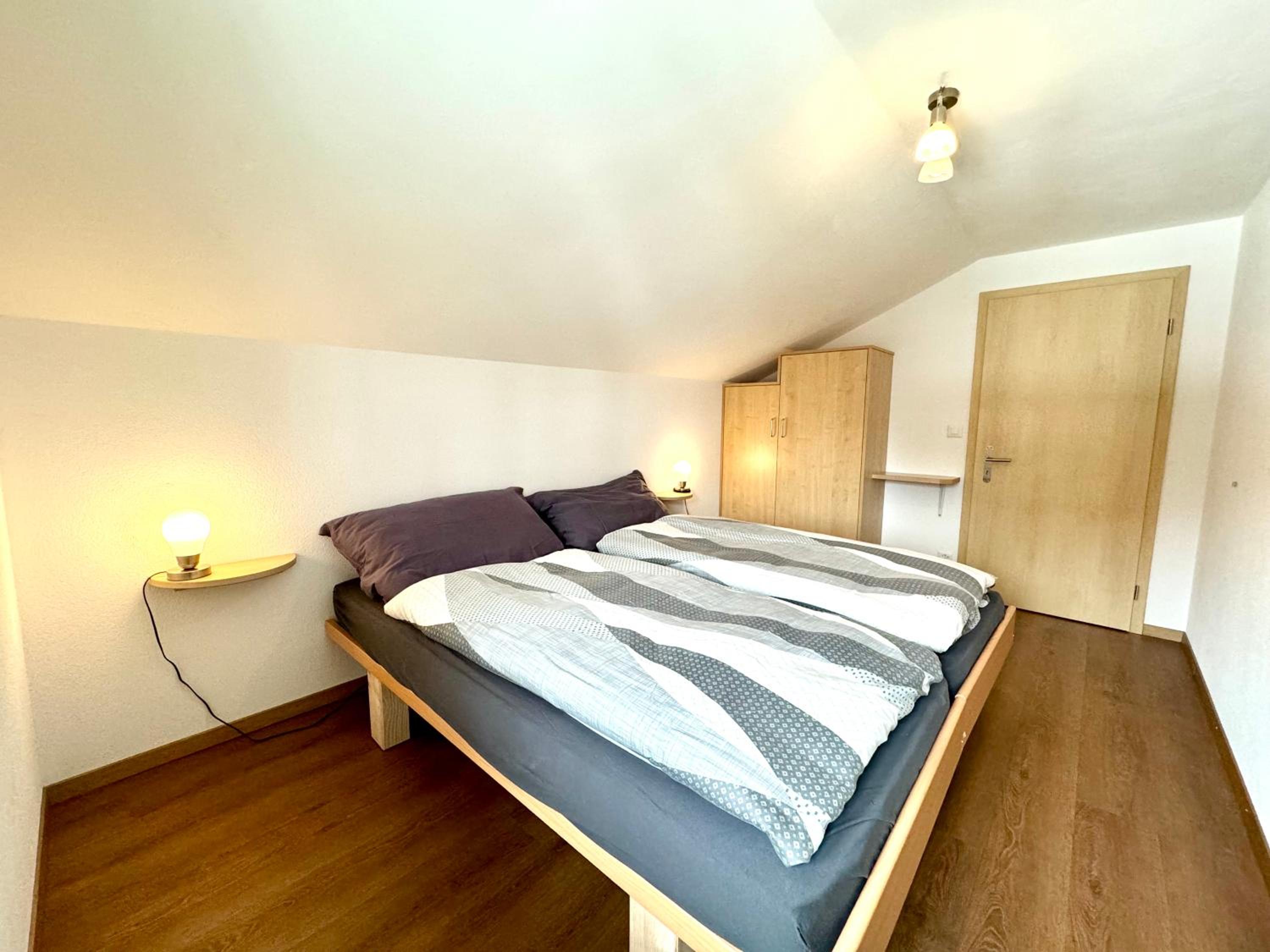Three-Bedroom Apartment - Upper Floor - Photo 10
