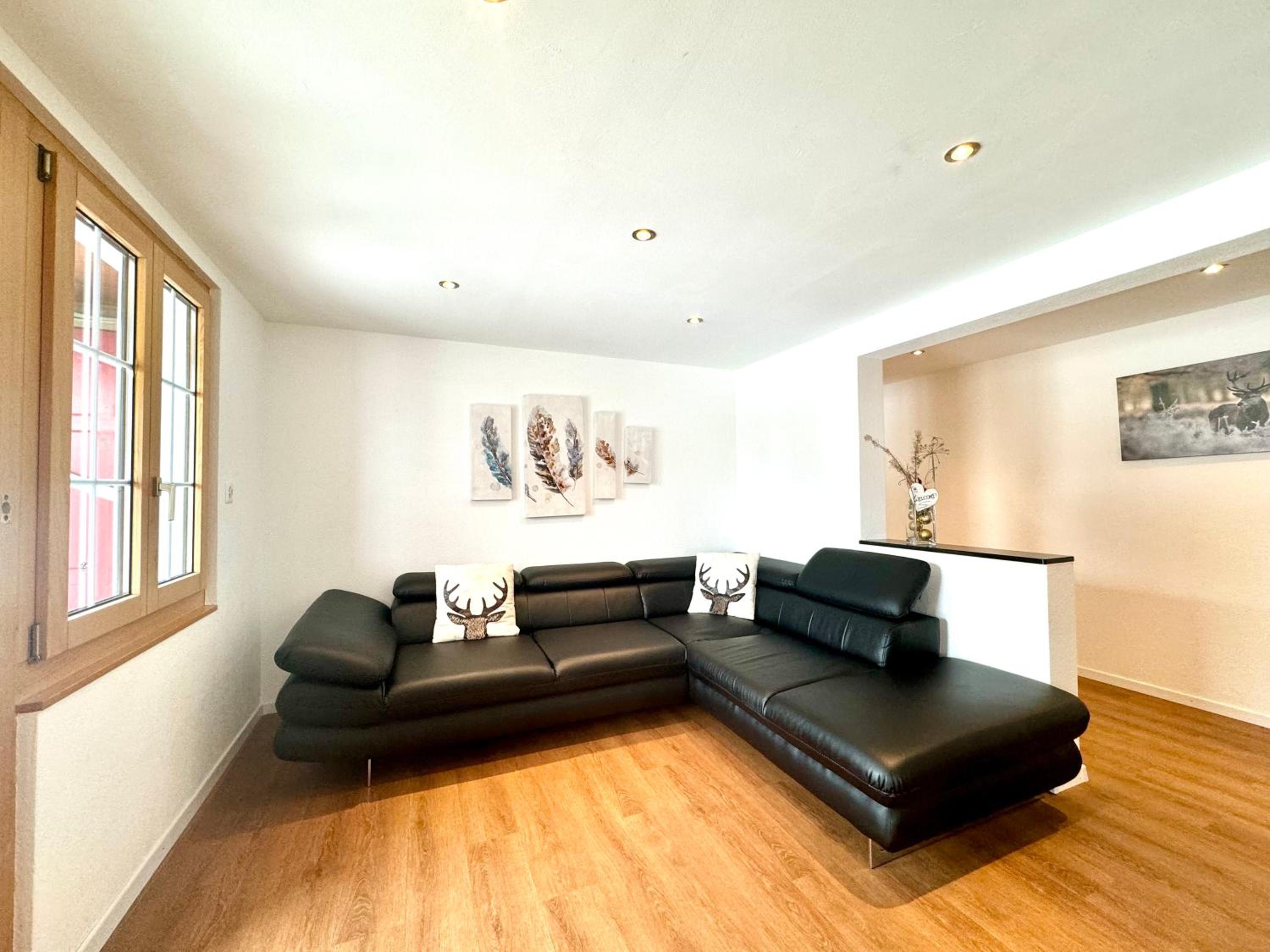 Three-Bedroom Apartment - Photo 4