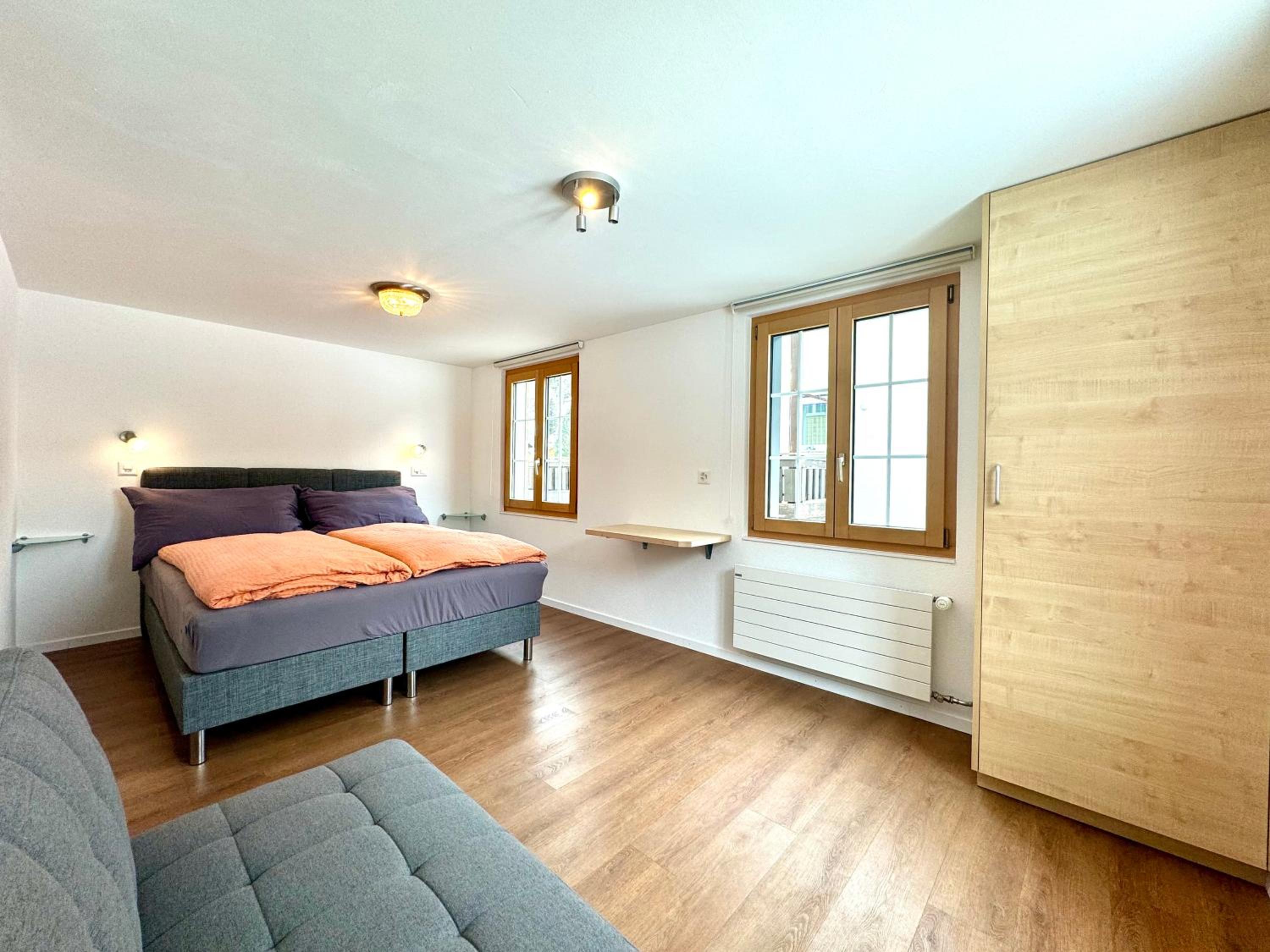 Three-Bedroom Apartment - Photo 6