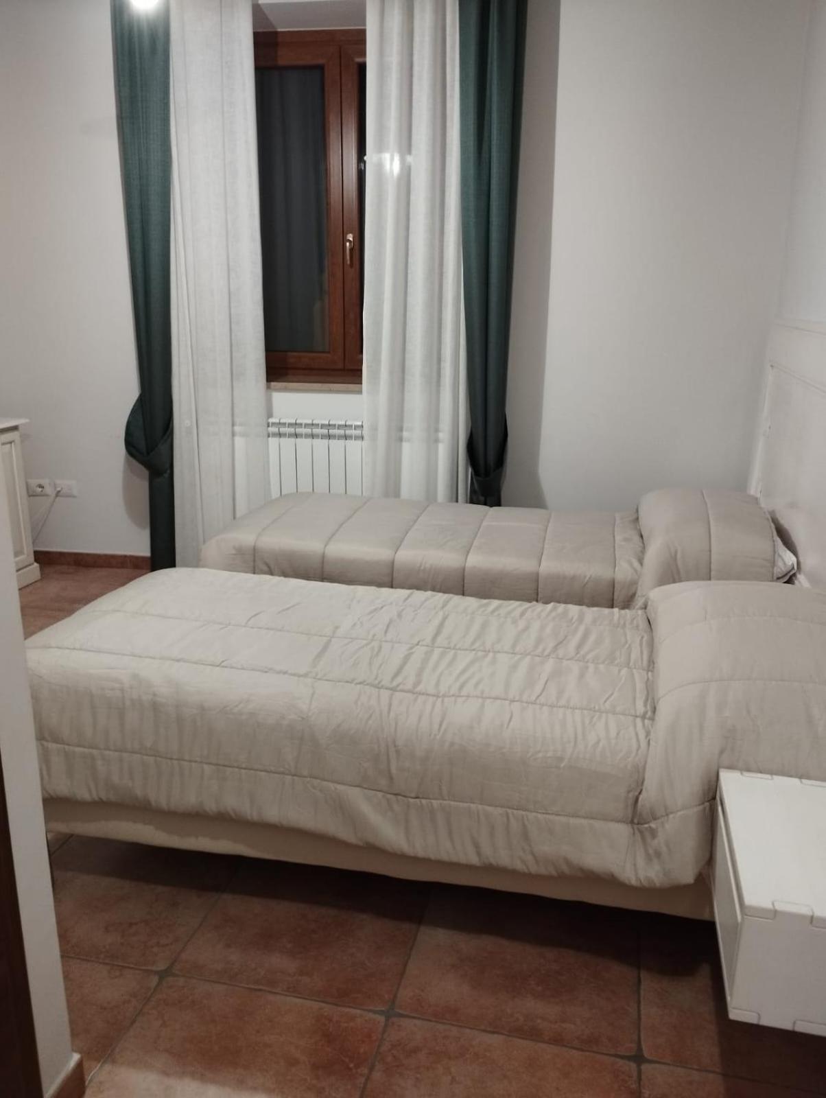 Double or Twin Room with Mountain View photo 2