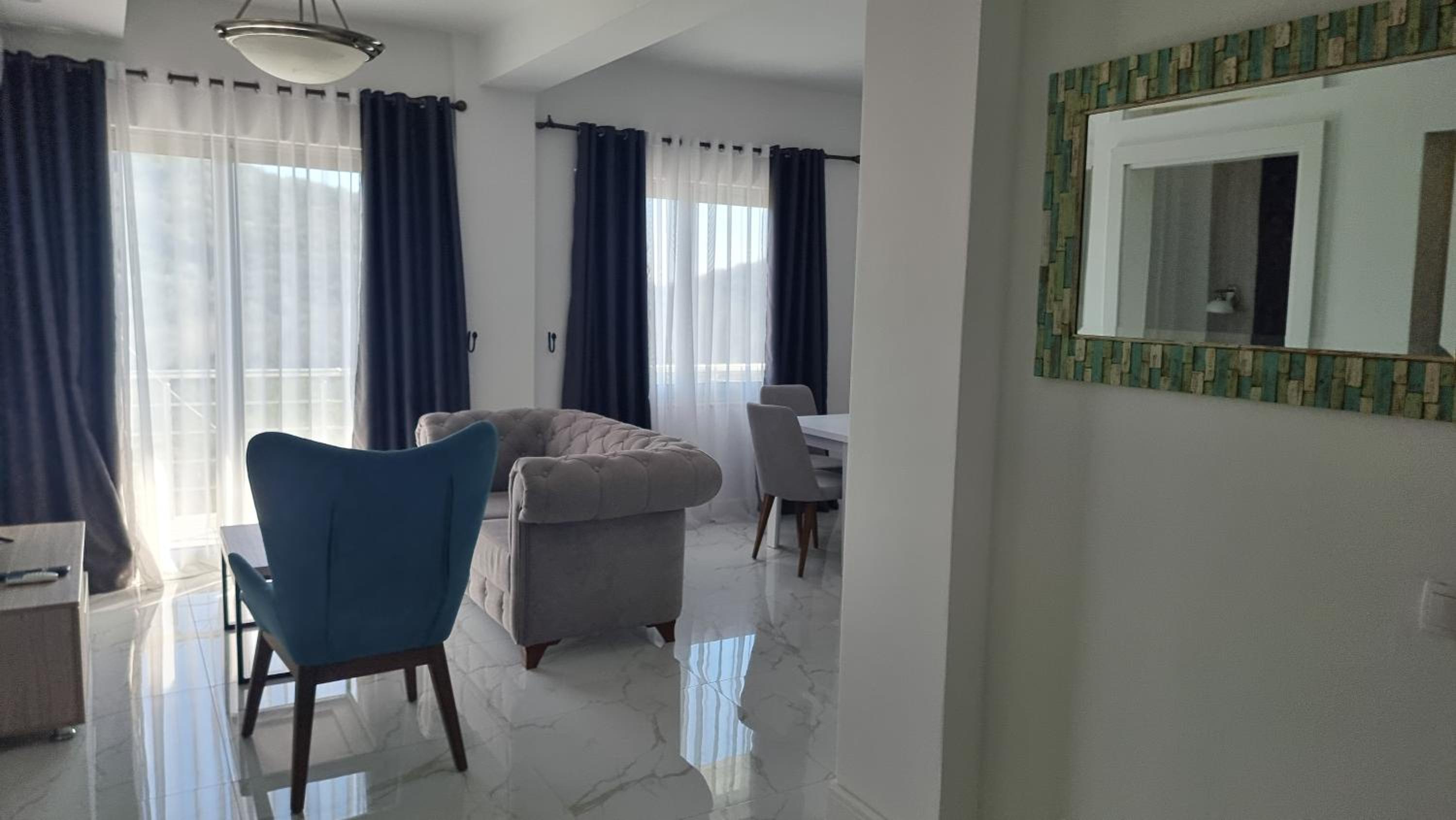 Two-Bedroom Apartment with Terrace - Photo 32