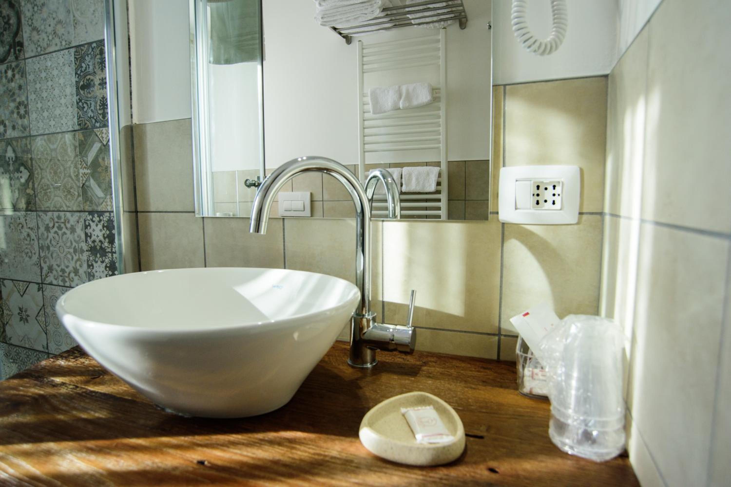 Double Room with Private Bathroom photo 2