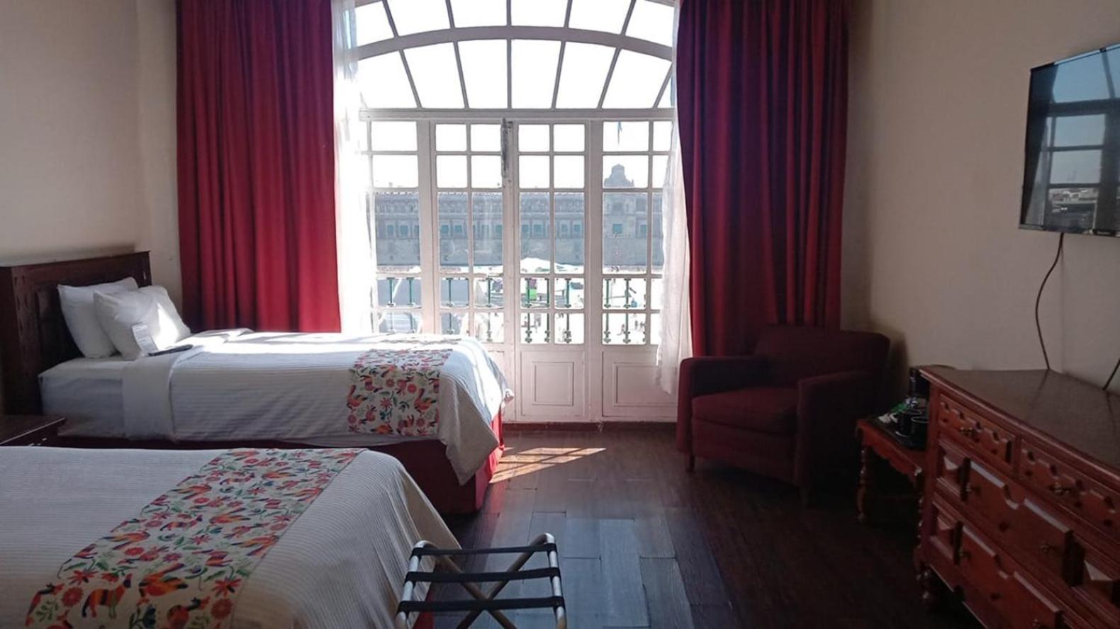 Double Room with Two Double Beds - Photo 1