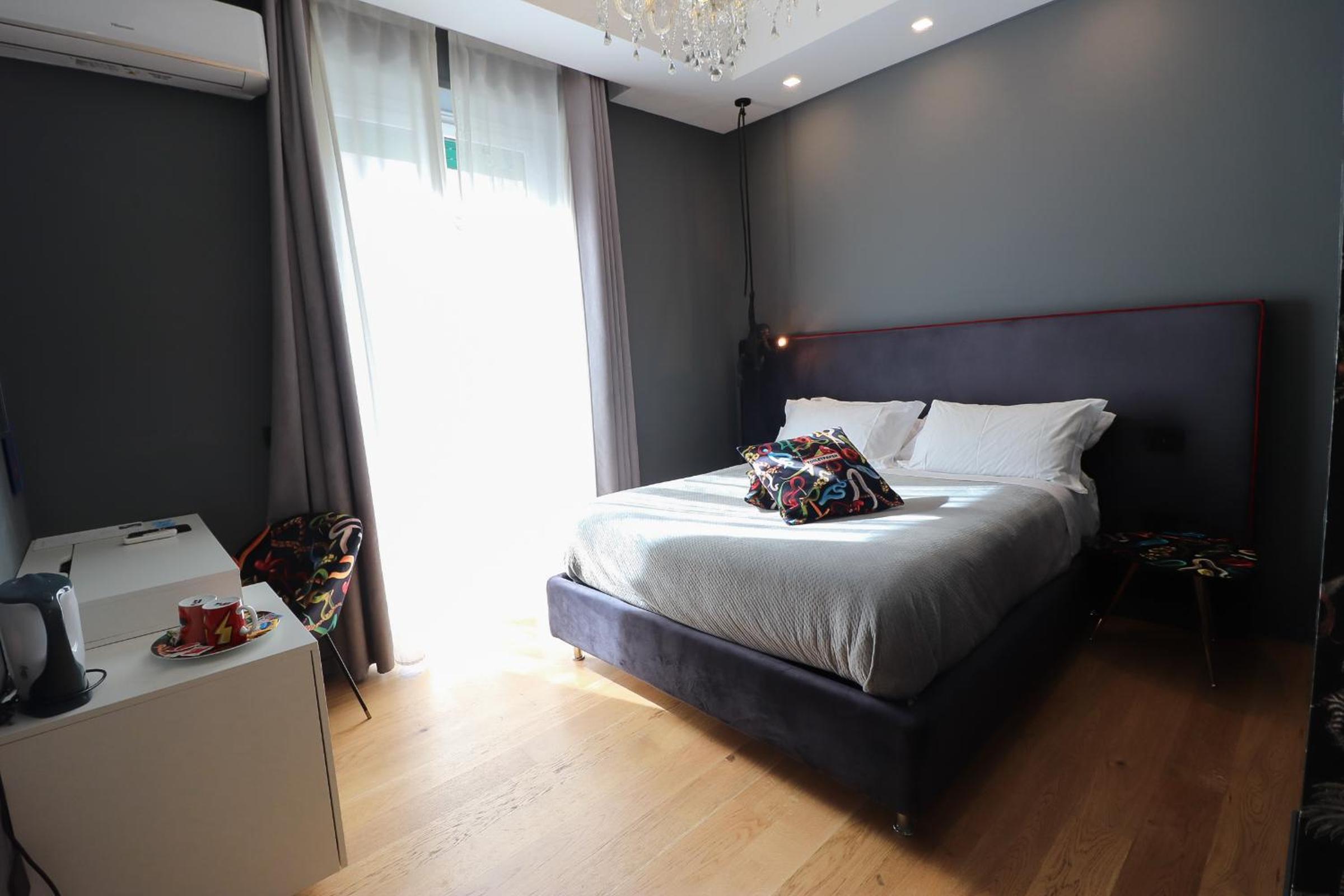 Double Room with Balcony - Photo 1