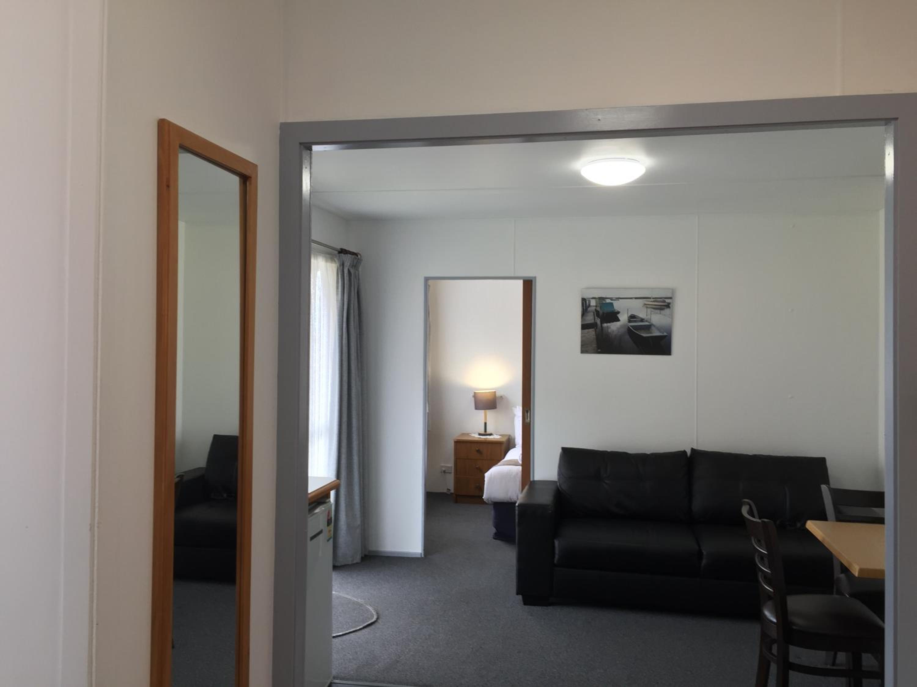Cabin 5 photo 1