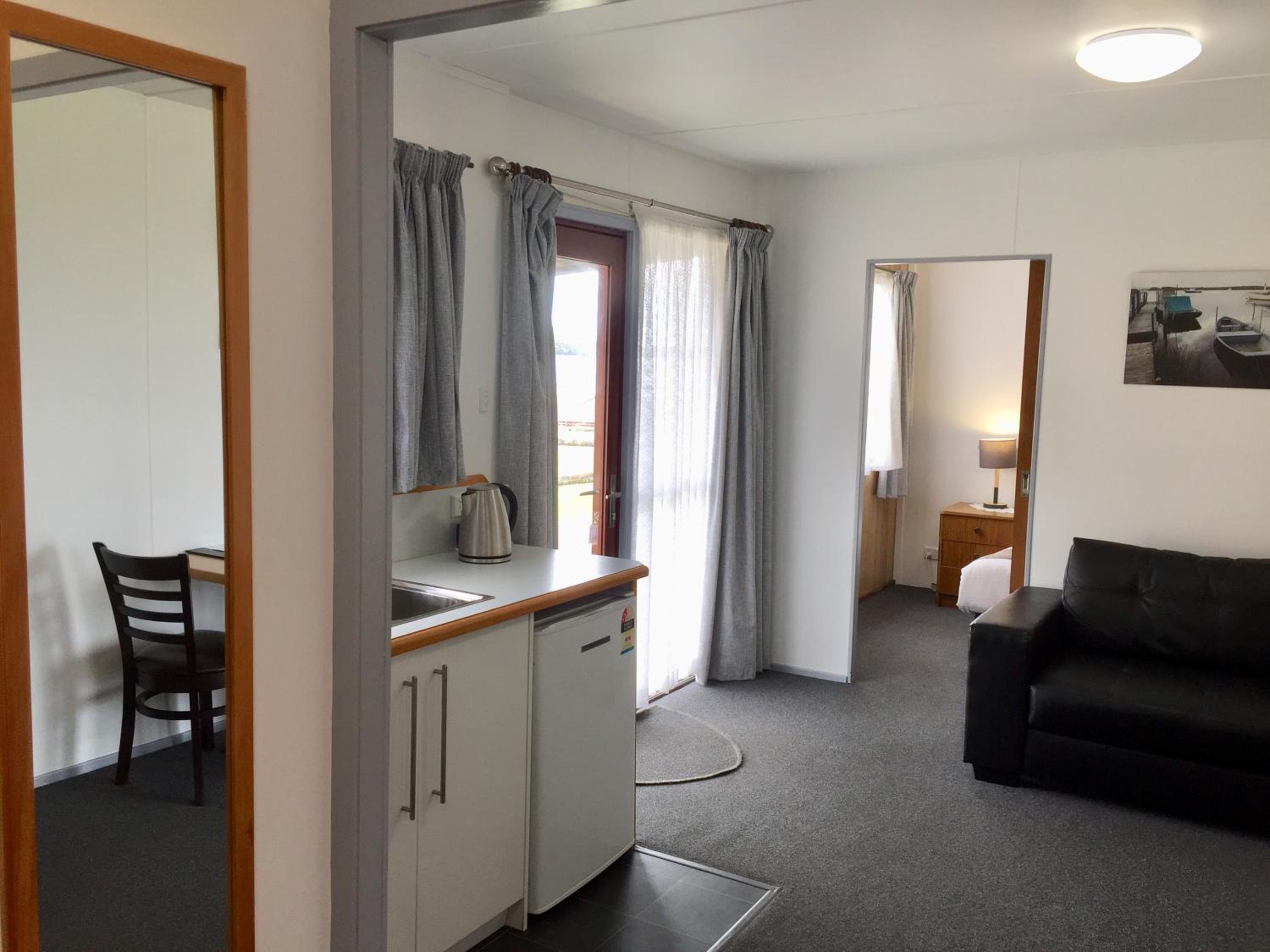 Cabin 5 photo 2