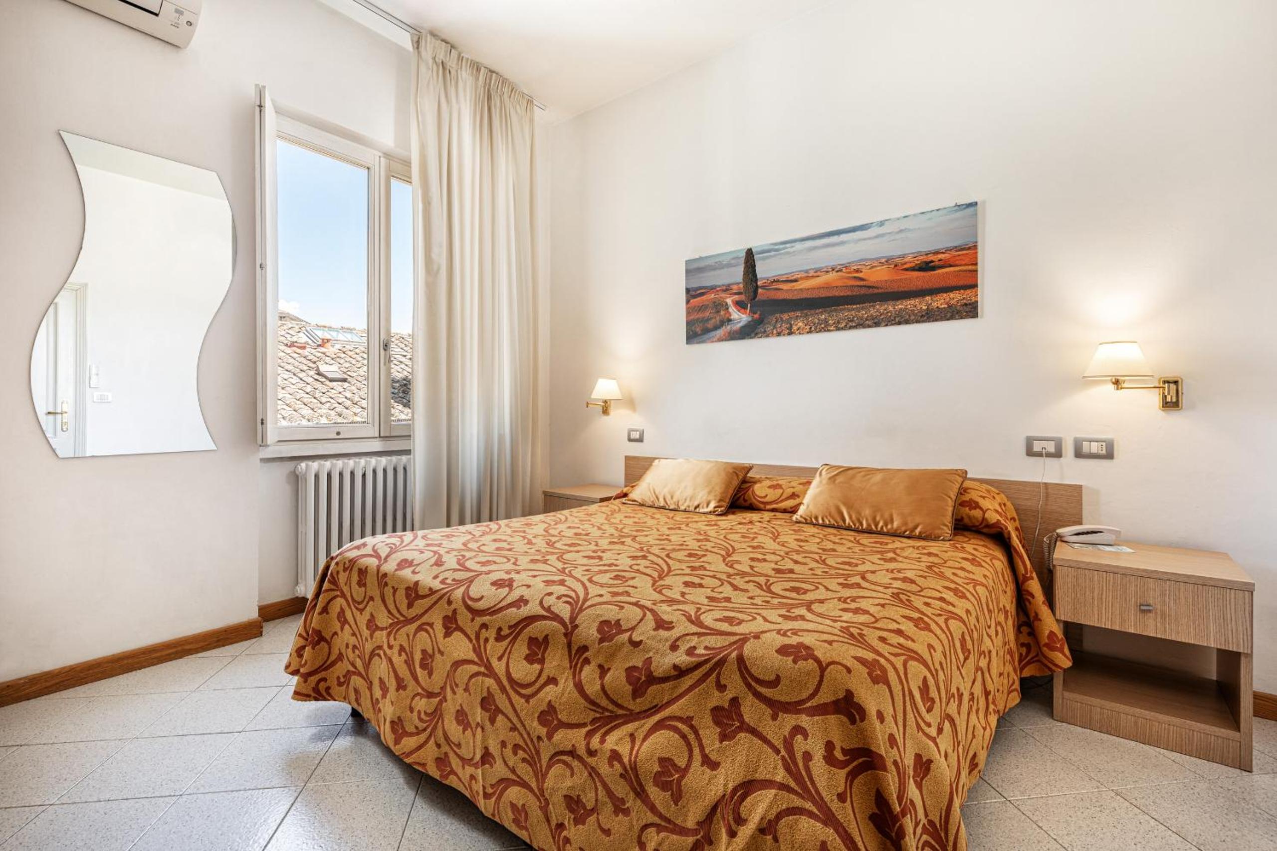 Economy Double Room - Photo 1
