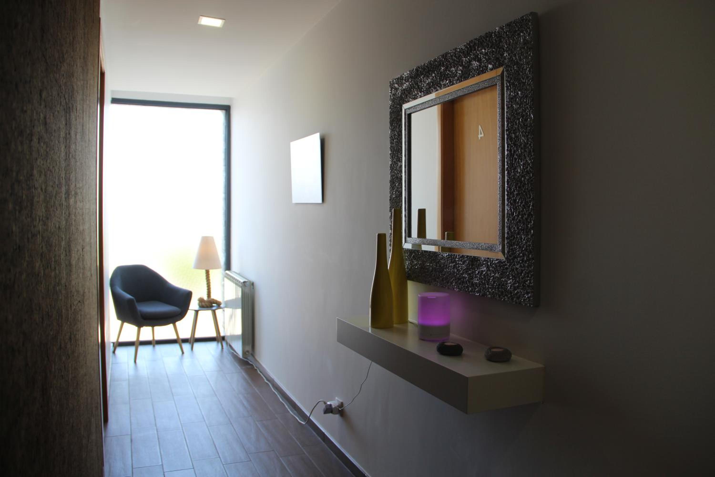 Deluxe Room - Photo 24