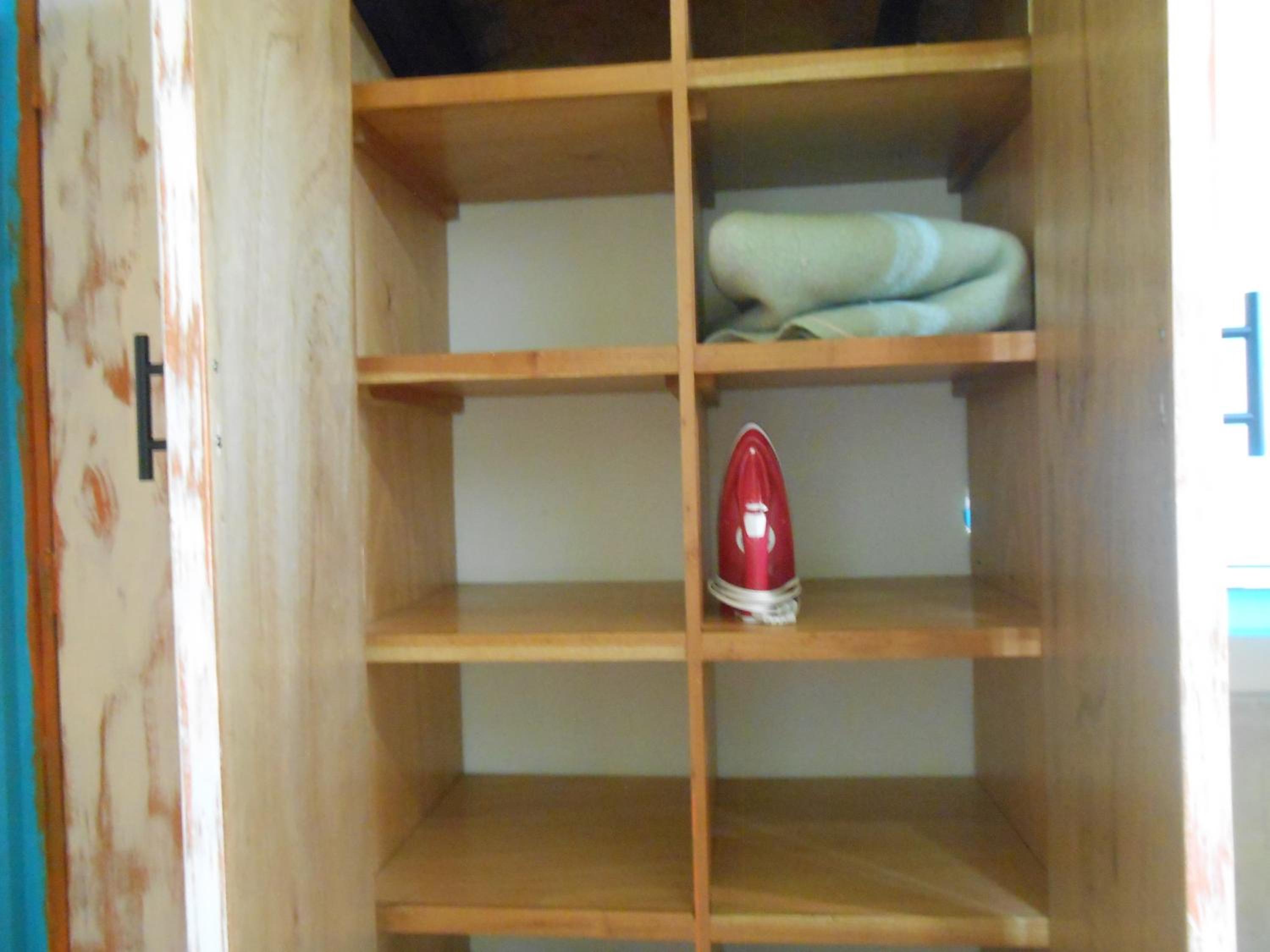 Economy Double Room - Photo 12