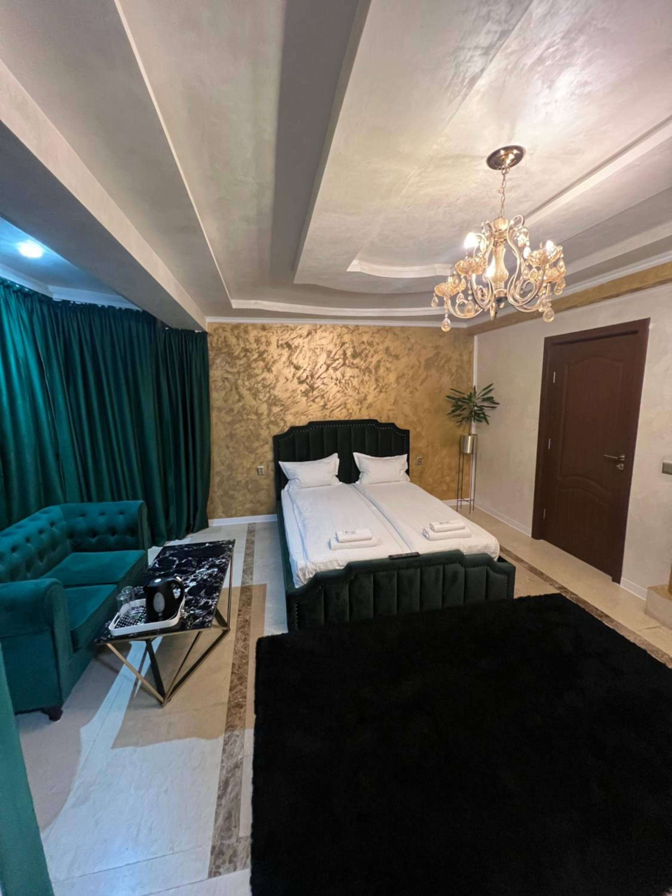 Deluxe Room (1 adult + 2 children) photo 3