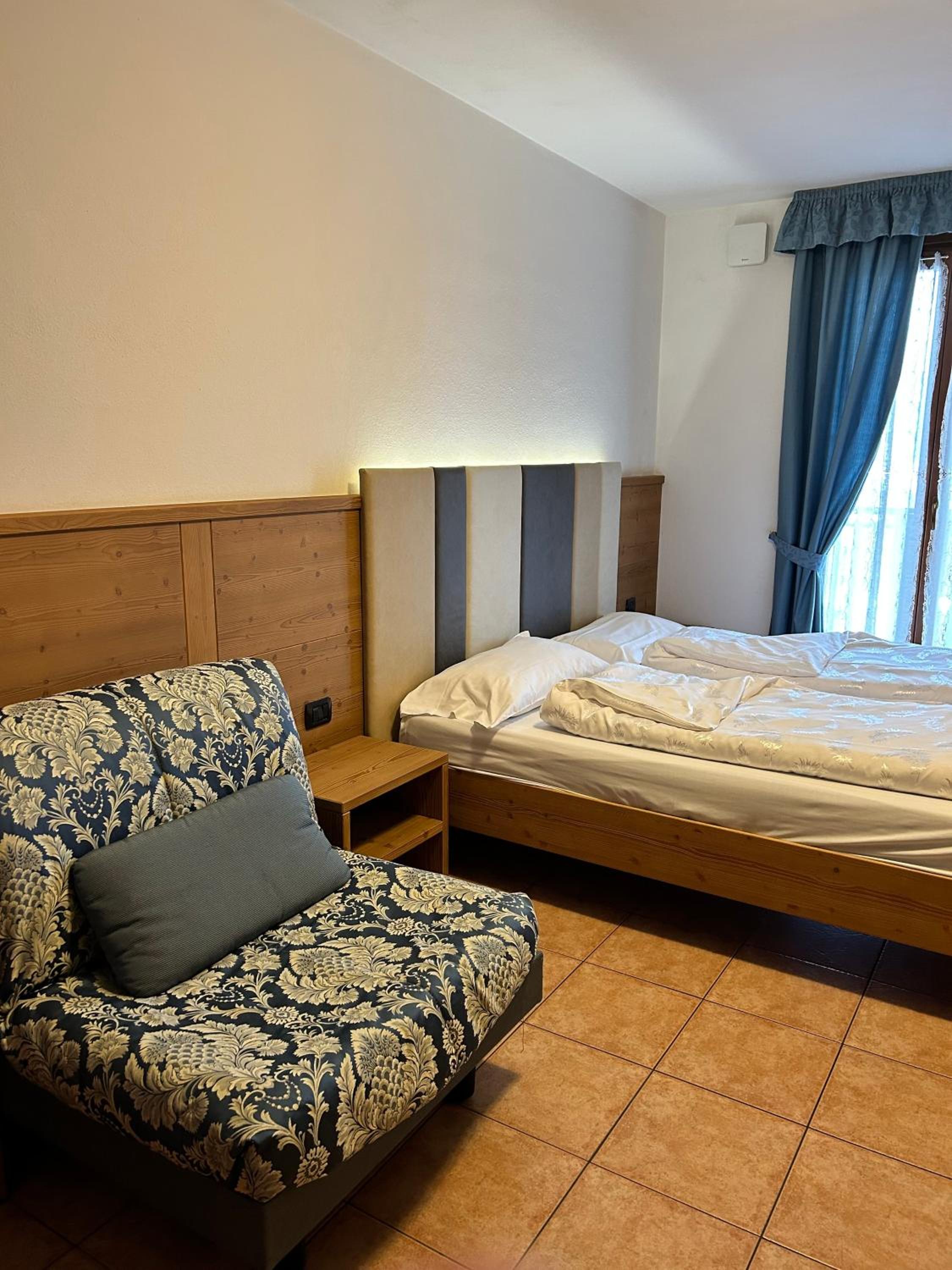 Two-Bedroom Apartment (5 Adults) photo 1