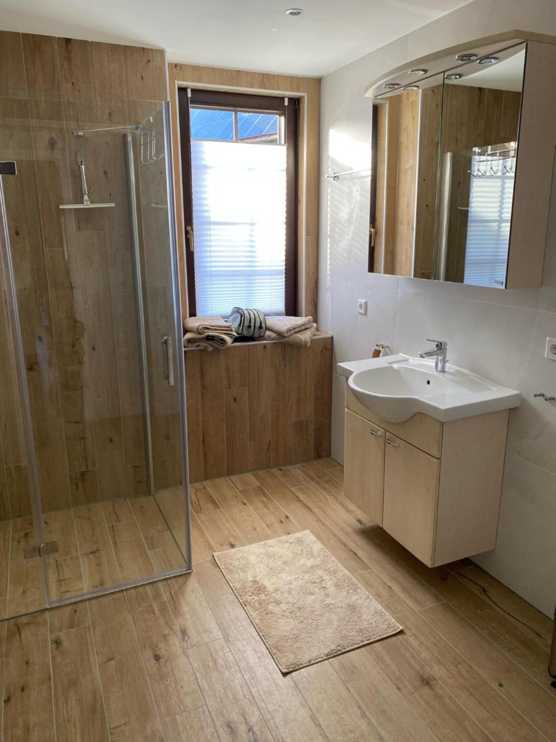 Apartment - Ground Floor photo 2