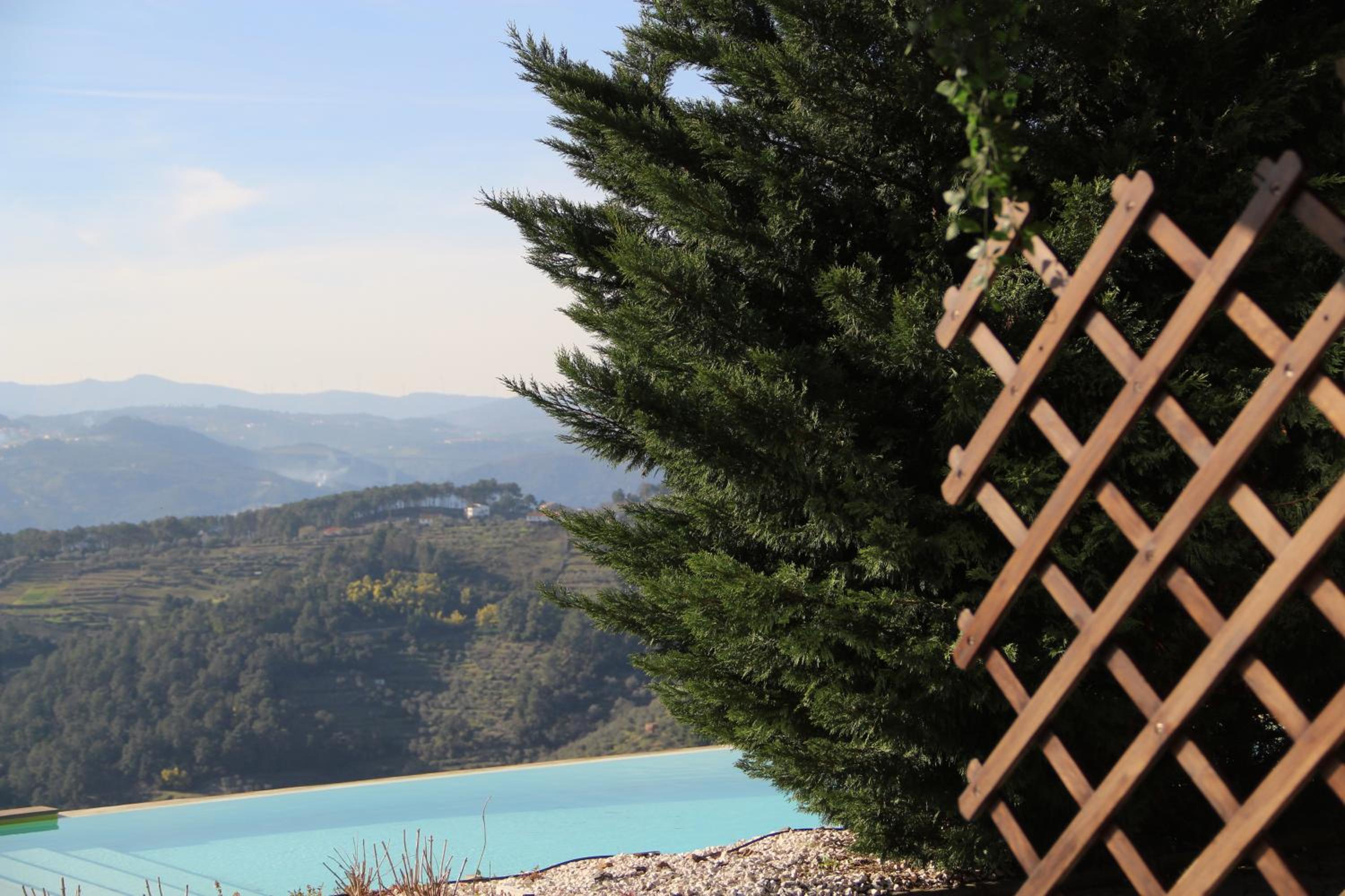 Double Room with Pool View - Photo 37