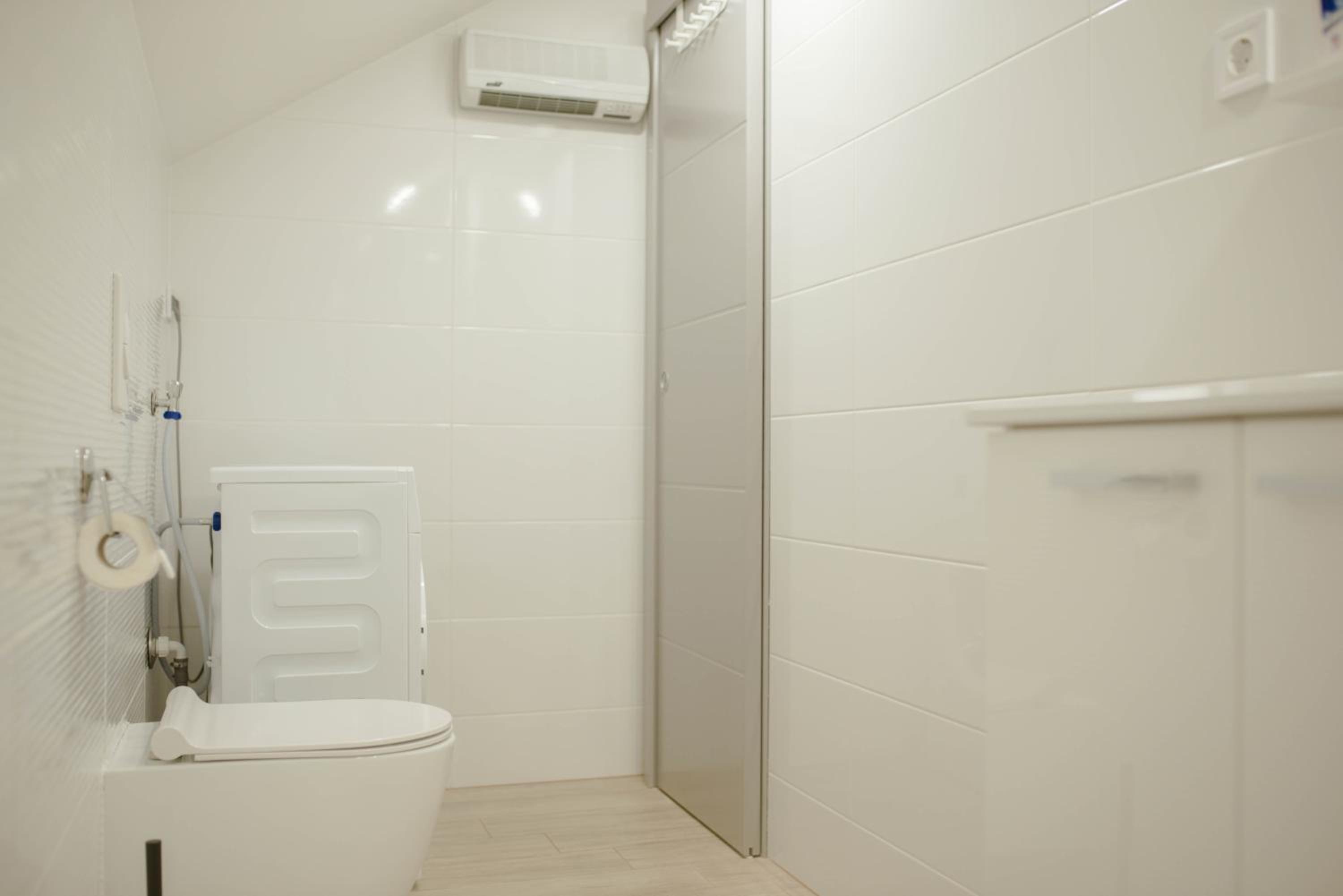 One-Bedroom Apartment - Photo 23