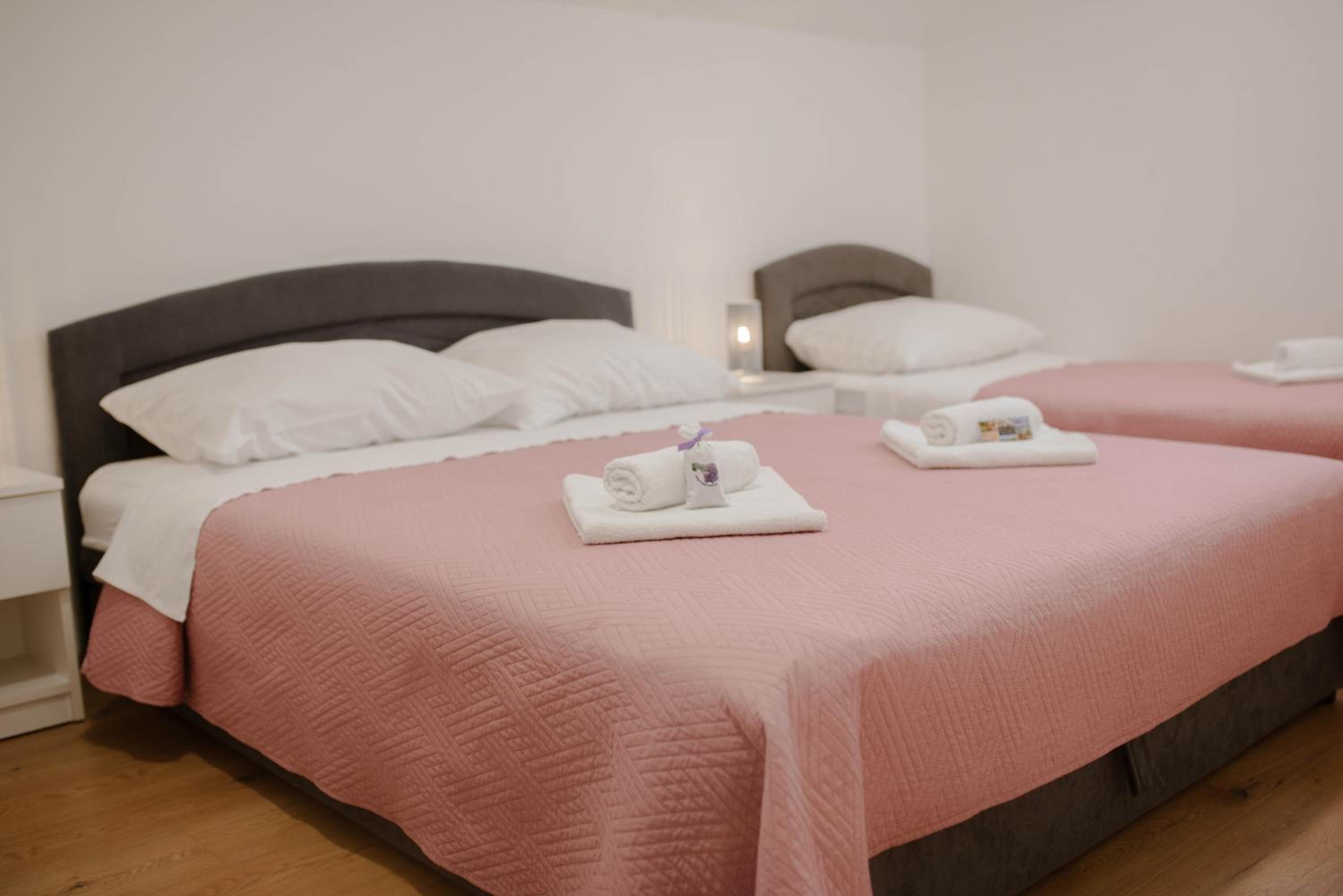 One-Bedroom Apartment - Photo 10