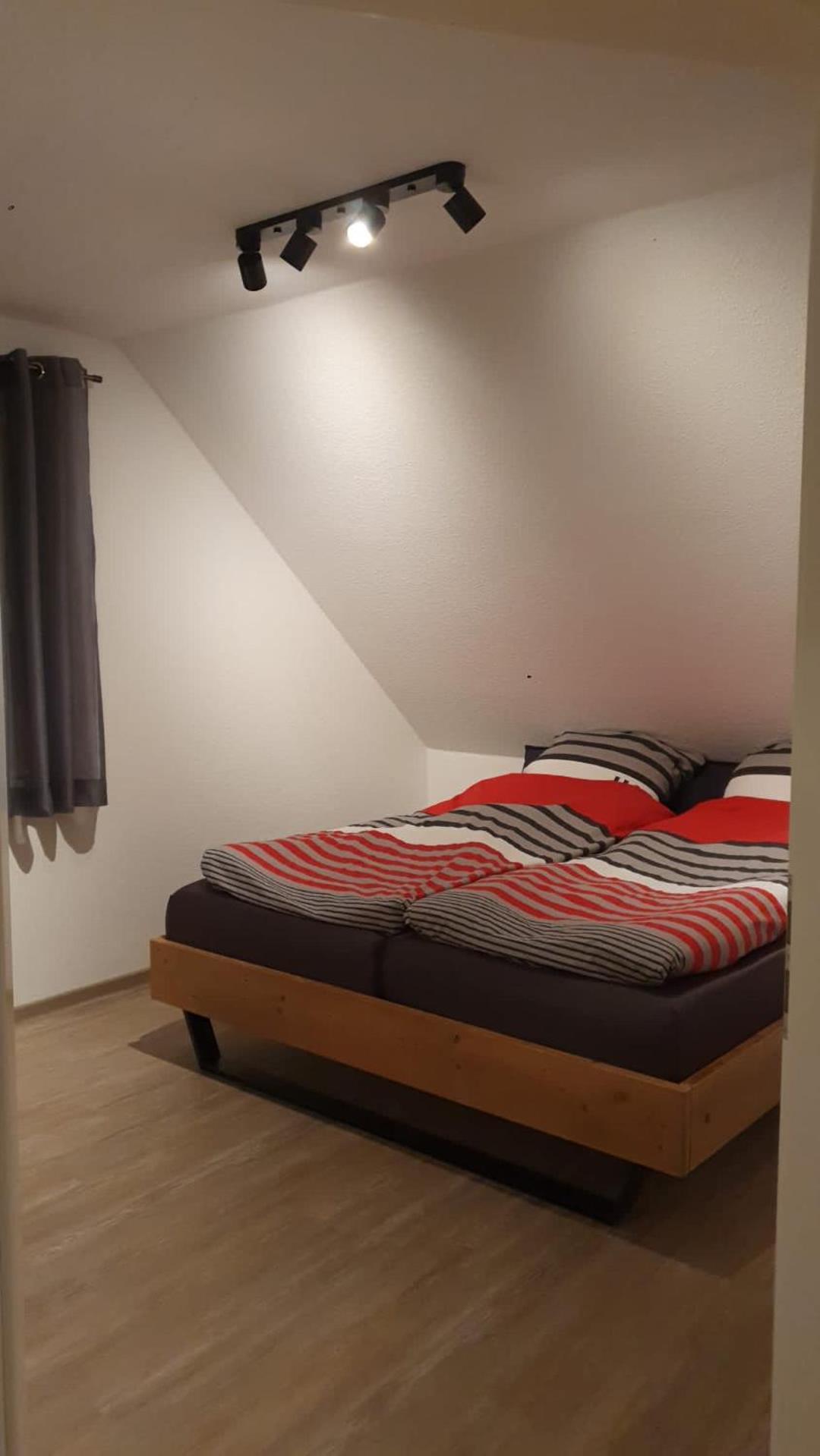 Three-Bedroom House photo 3