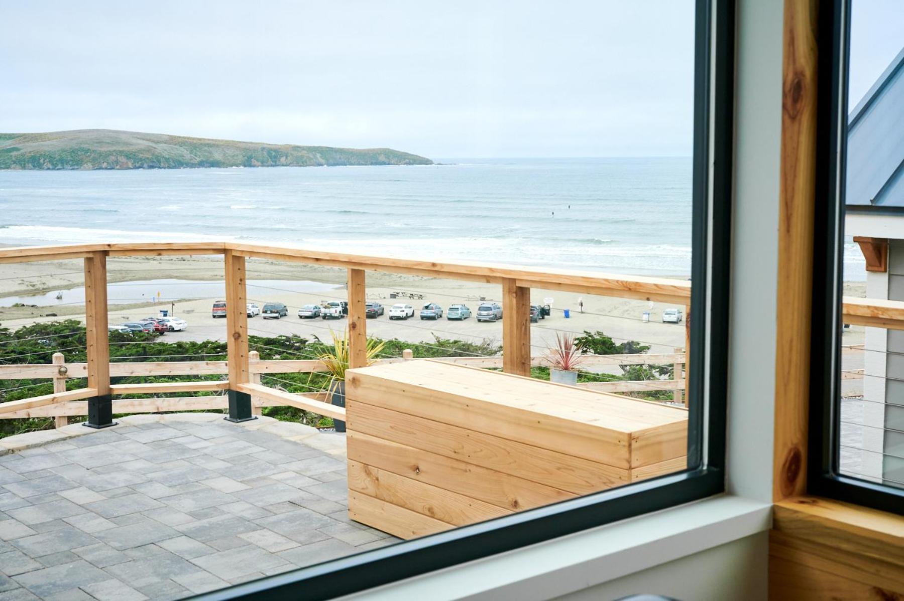 Bungalow with Sea View photo 2