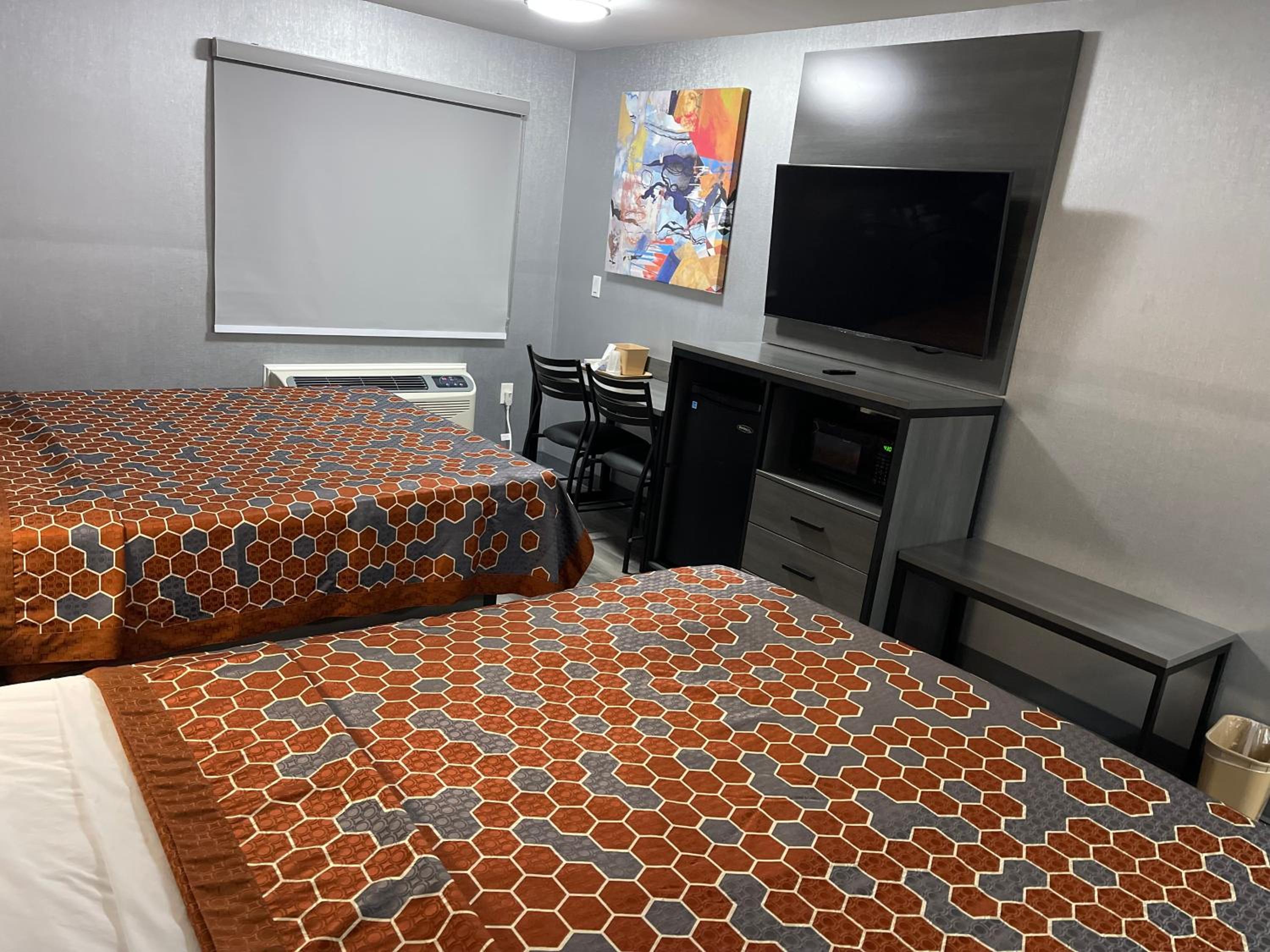 Deluxe Double Room (1 adult + 2 children) - Photo 5