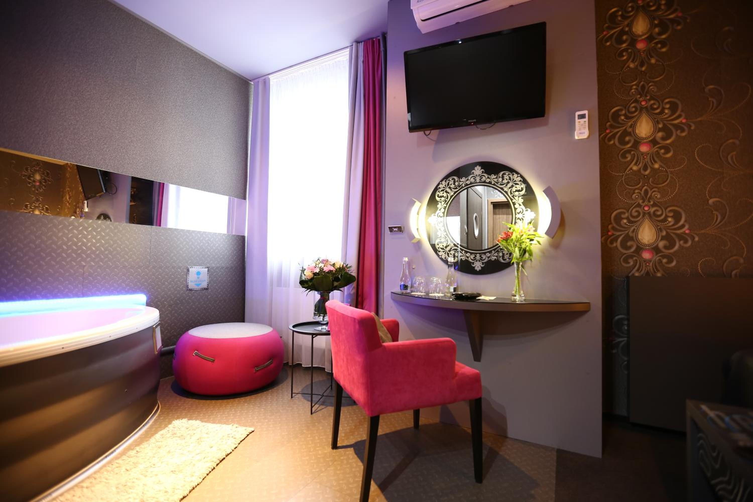 Apartment - Photo 3