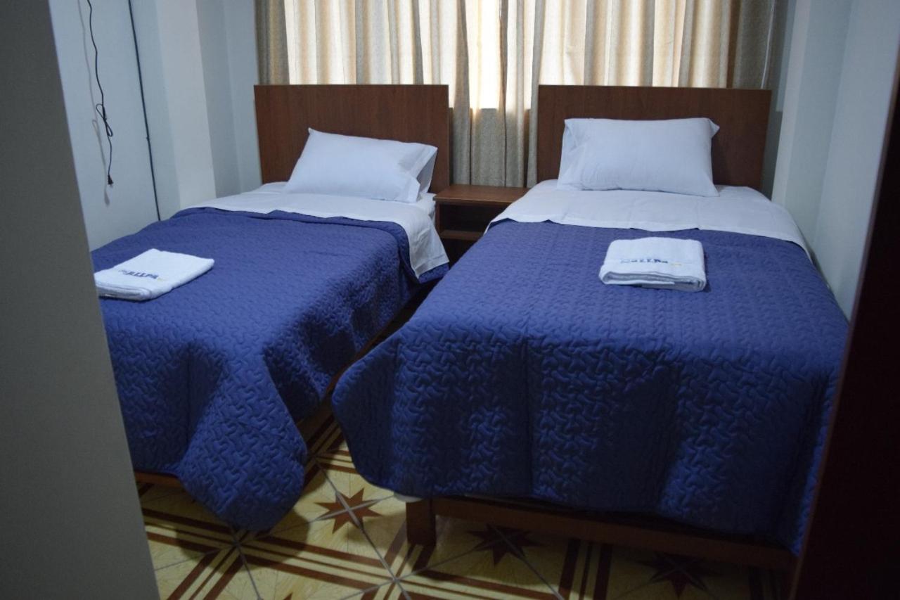 Twin Room with Private Bathroom photo 1